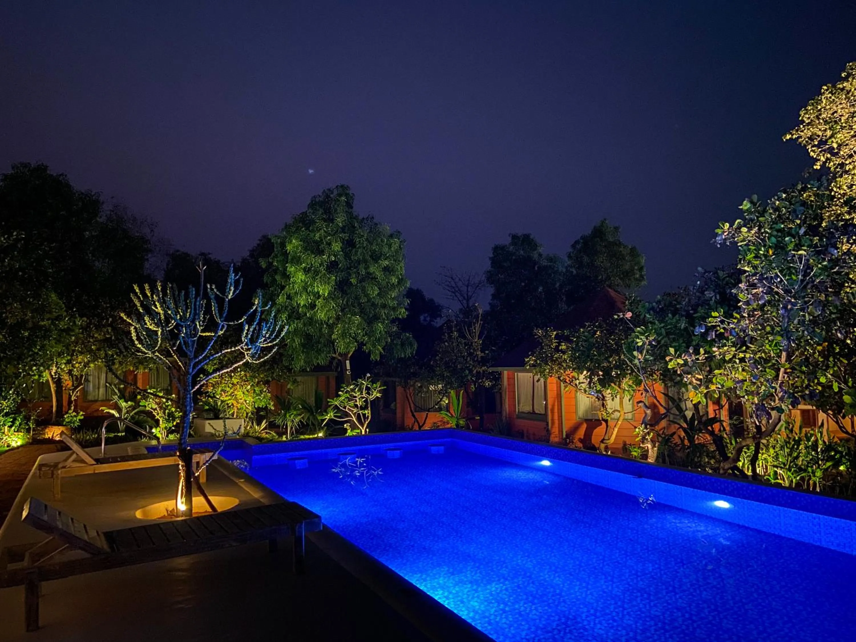 Night in Habitus Resort