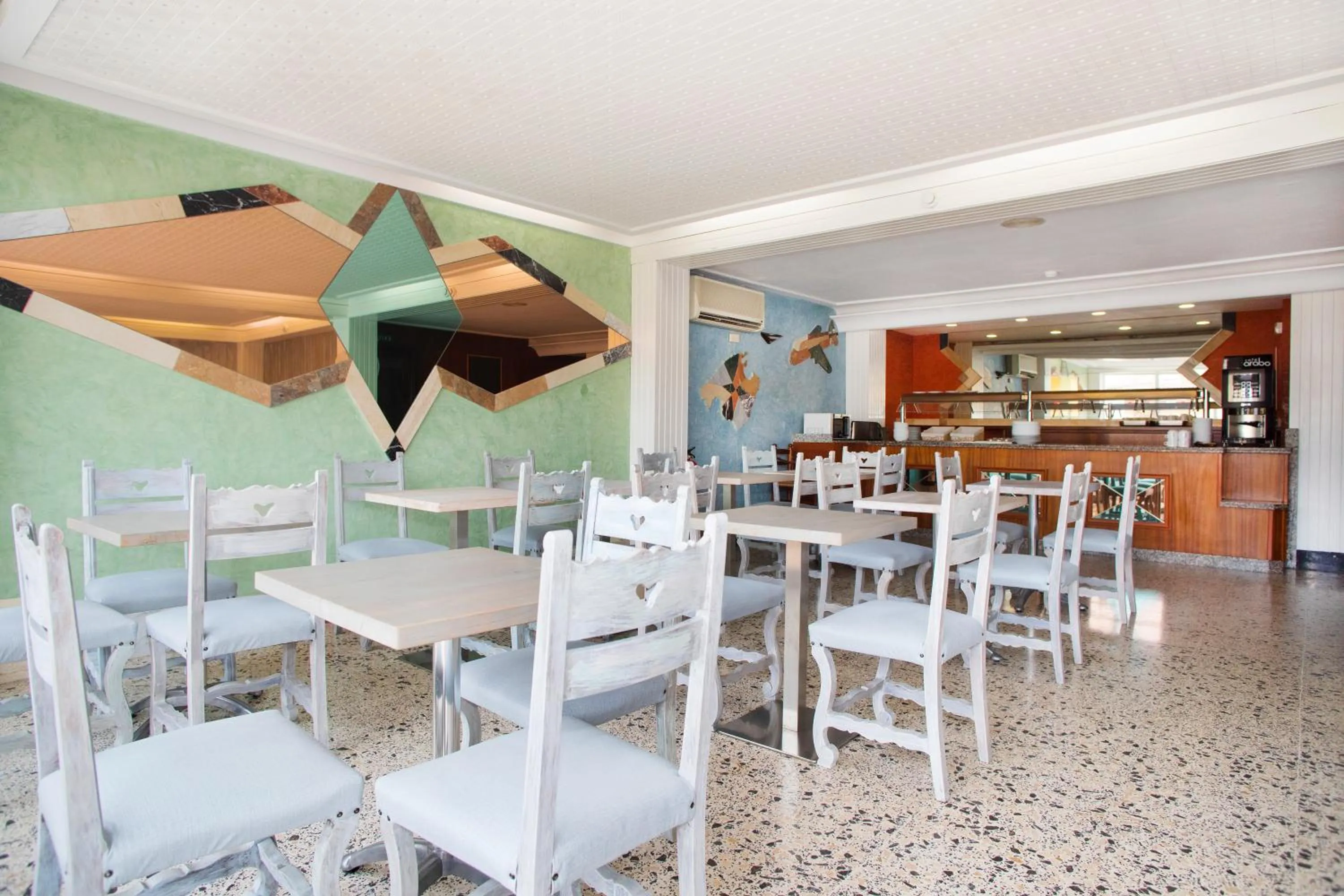 Restaurant/places to eat in Hotel Villa Barbara