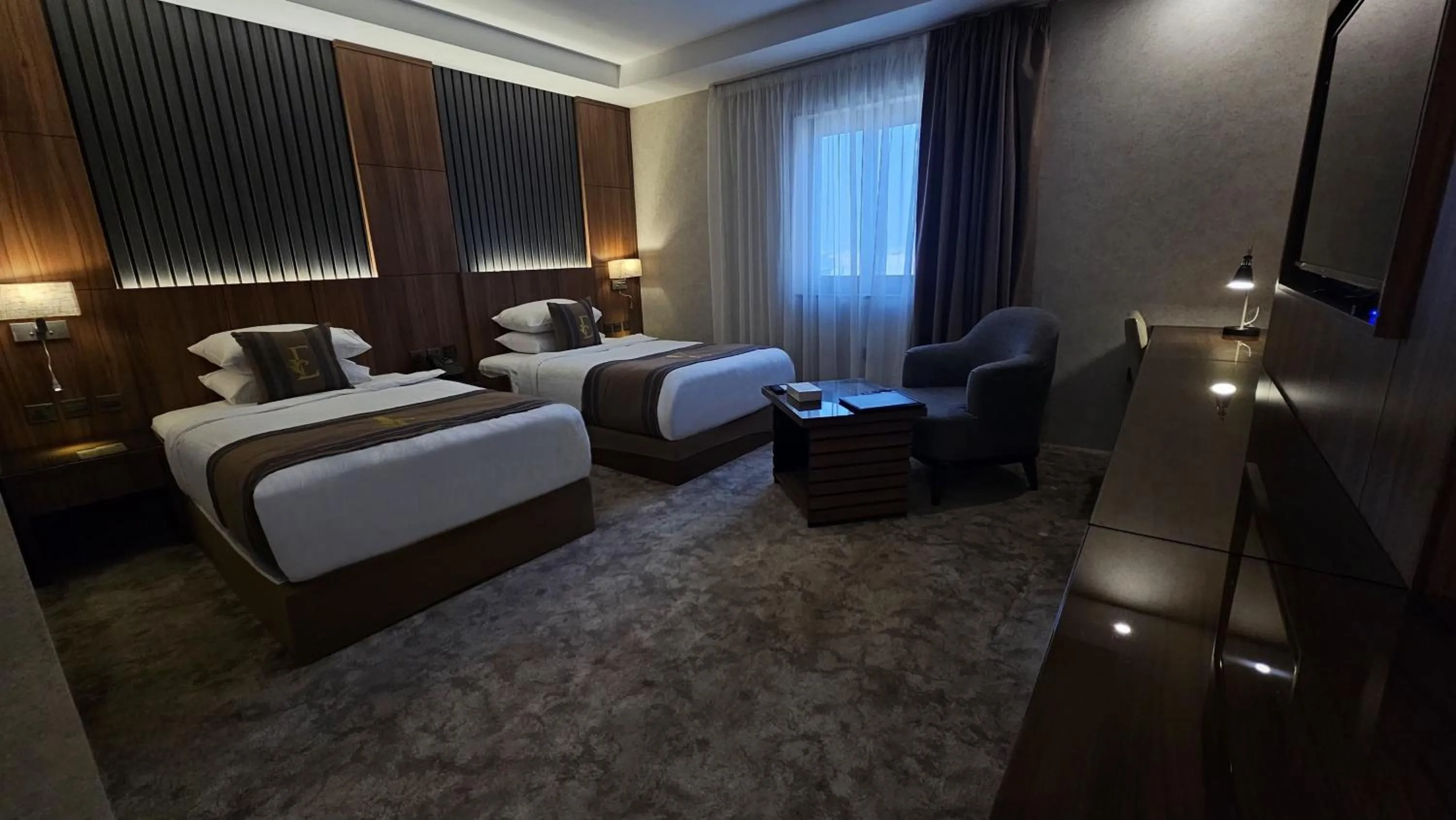 Bedroom, Bed in E Hotel