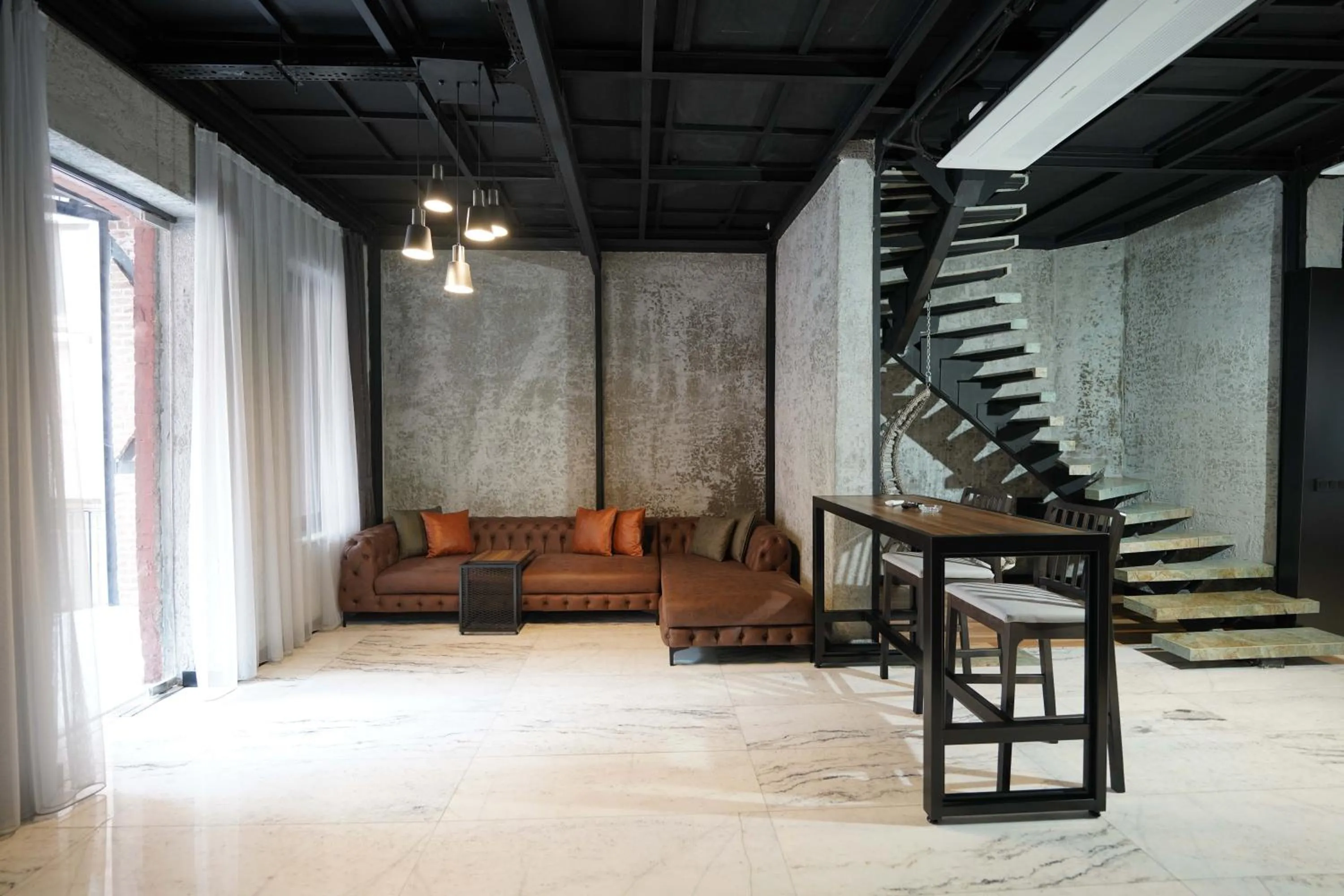 Living room in Monev Suites Hotel