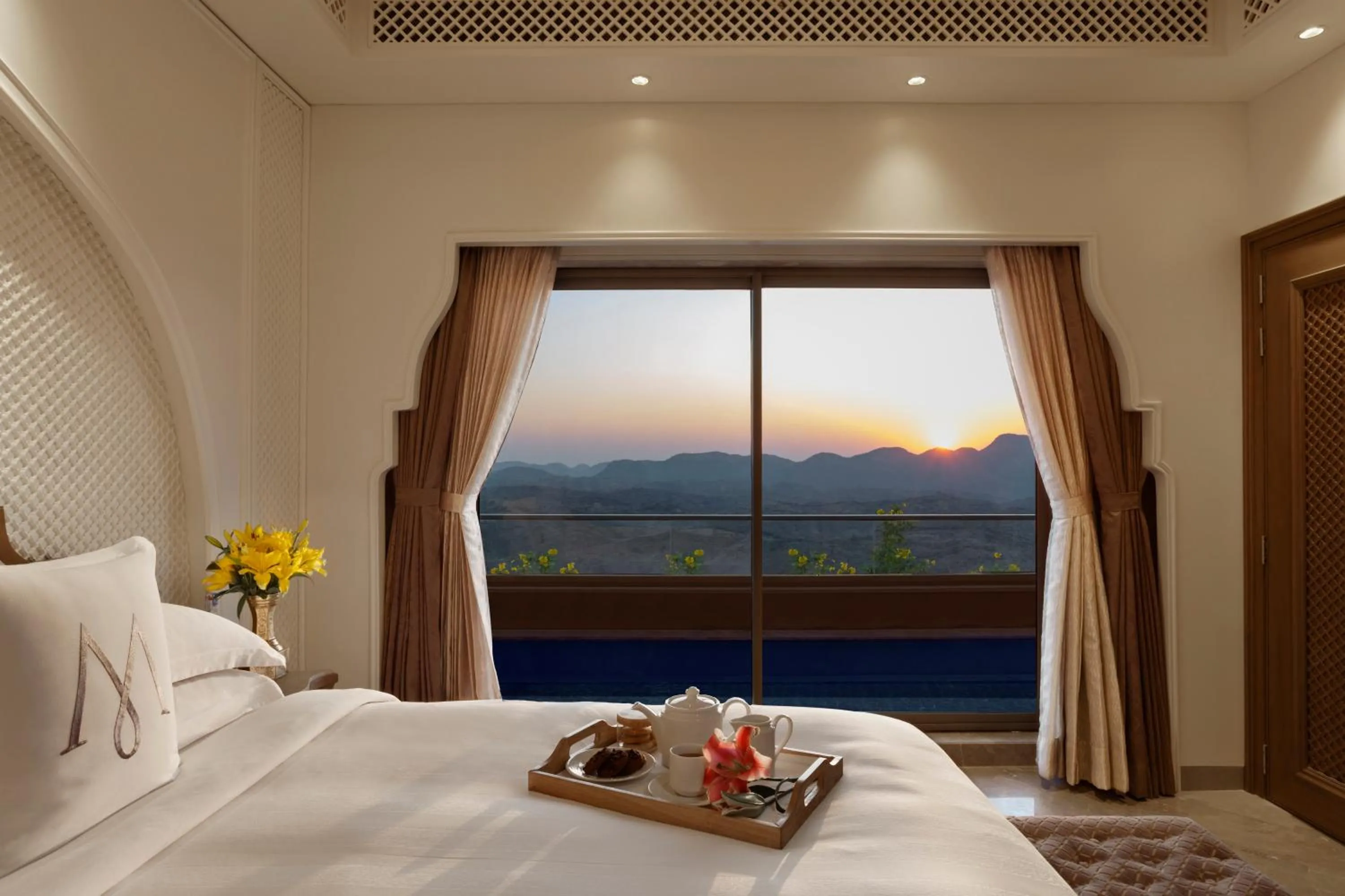 Bedroom, Bed in Mementos by ITC Hotels, Ekaaya, Udaipur