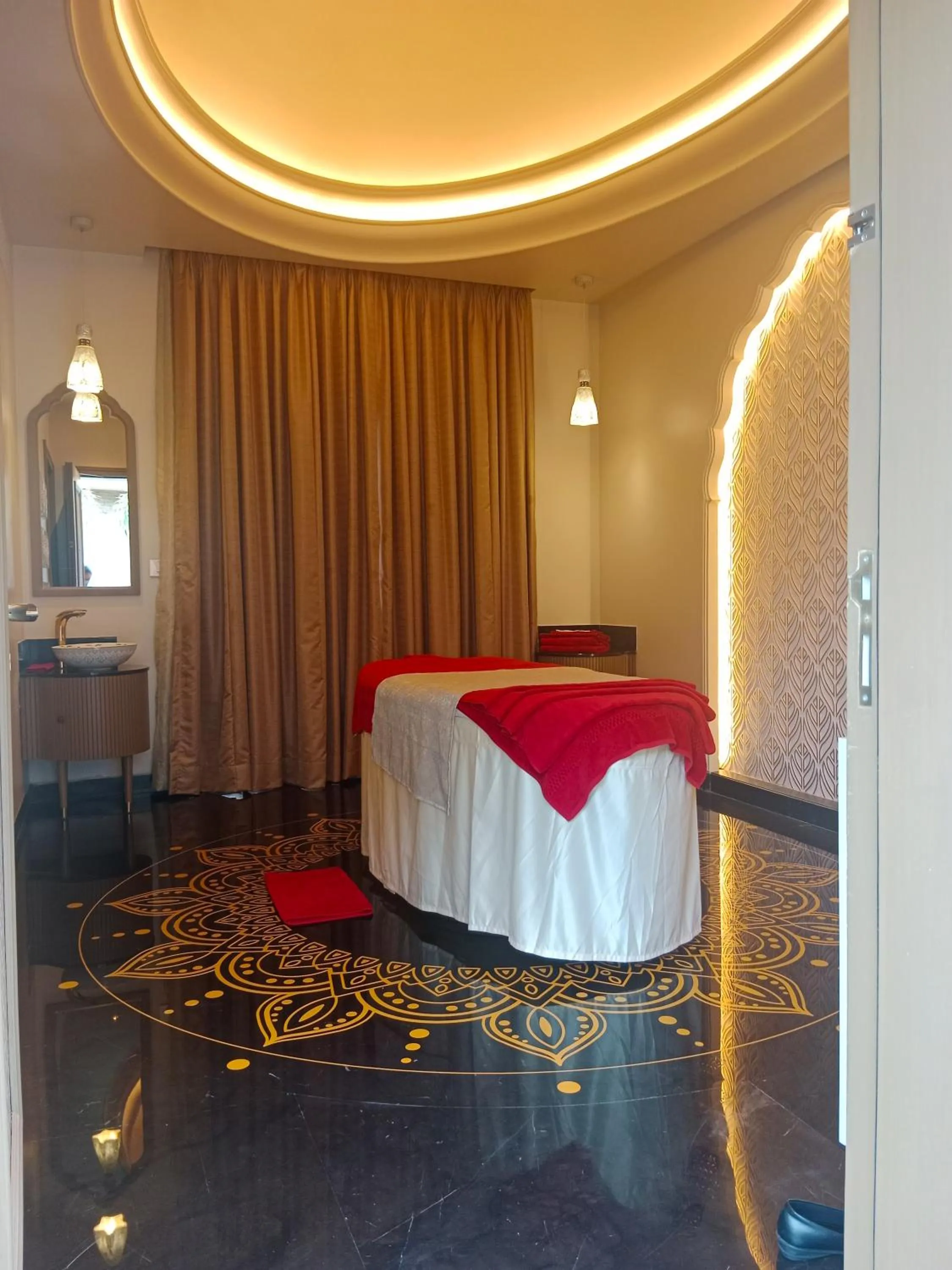 Spa and wellness centre/facilities, Bed in Mementos by ITC Hotels, Ekaaya, Udaipur