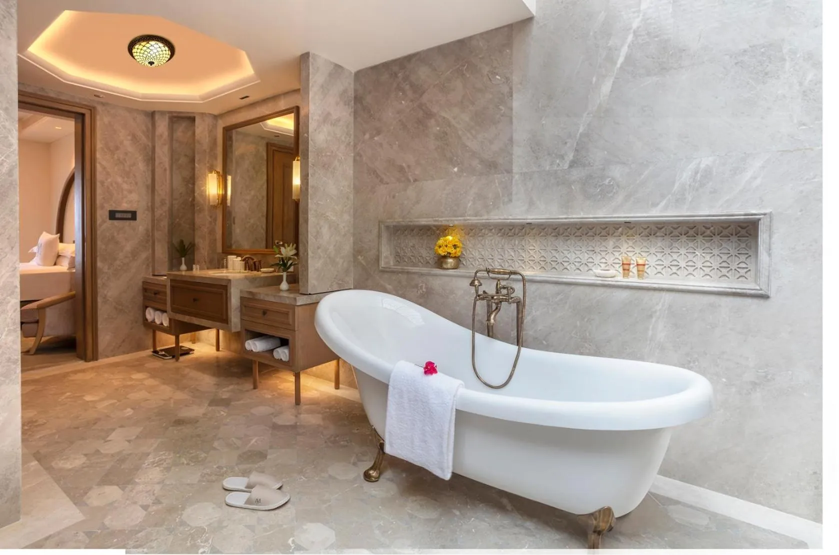 Bathroom in Mementos by ITC Hotels, Ekaaya, Udaipur