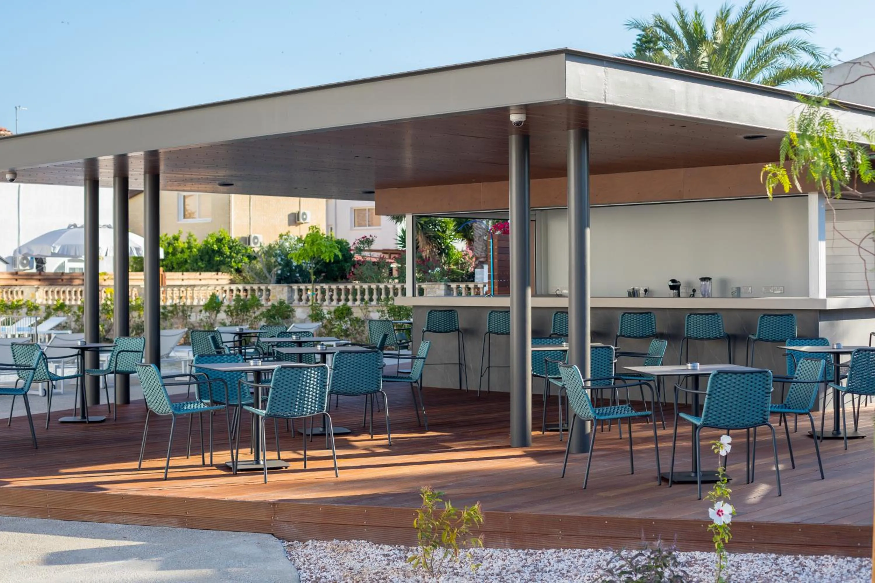 Patio in The Quality Lodge - Self Check-in