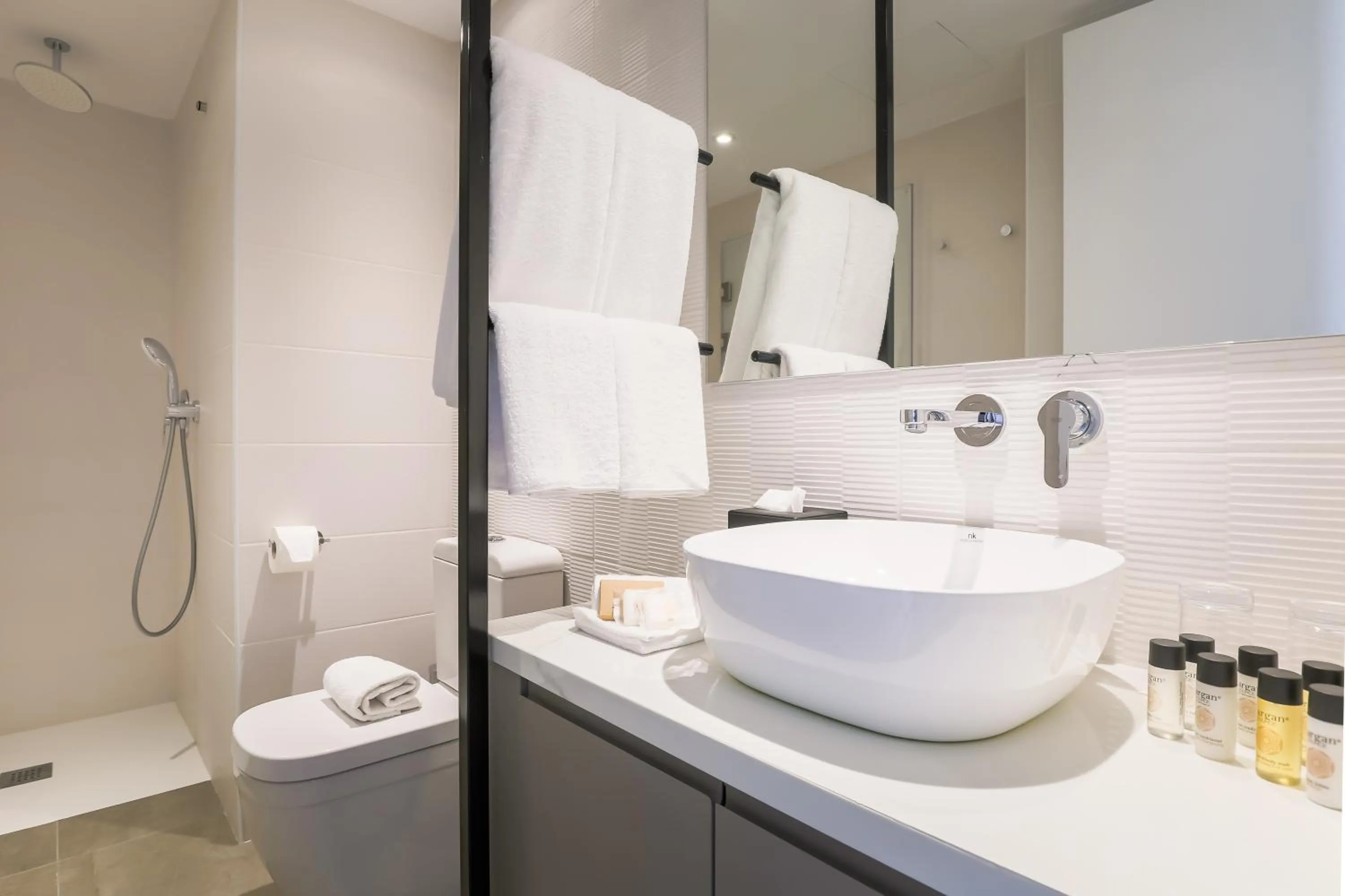 Bathroom in The Quality Lodge - Self Check-in