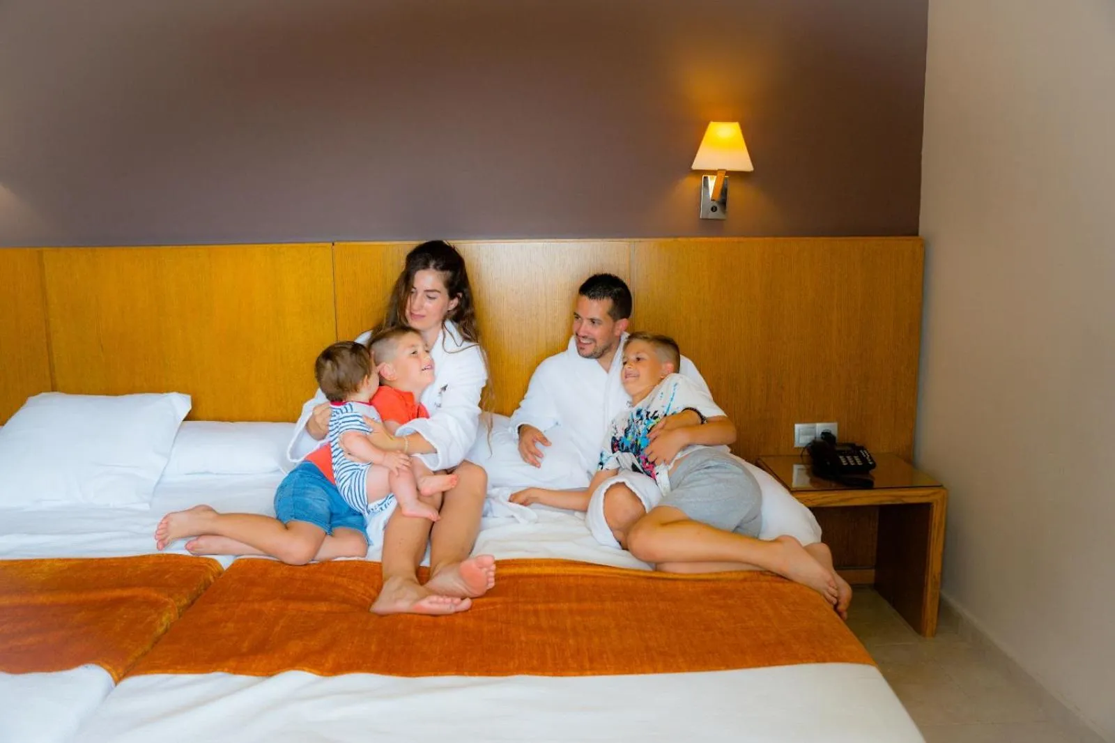 Bed in Hotel Alba Seleqtta