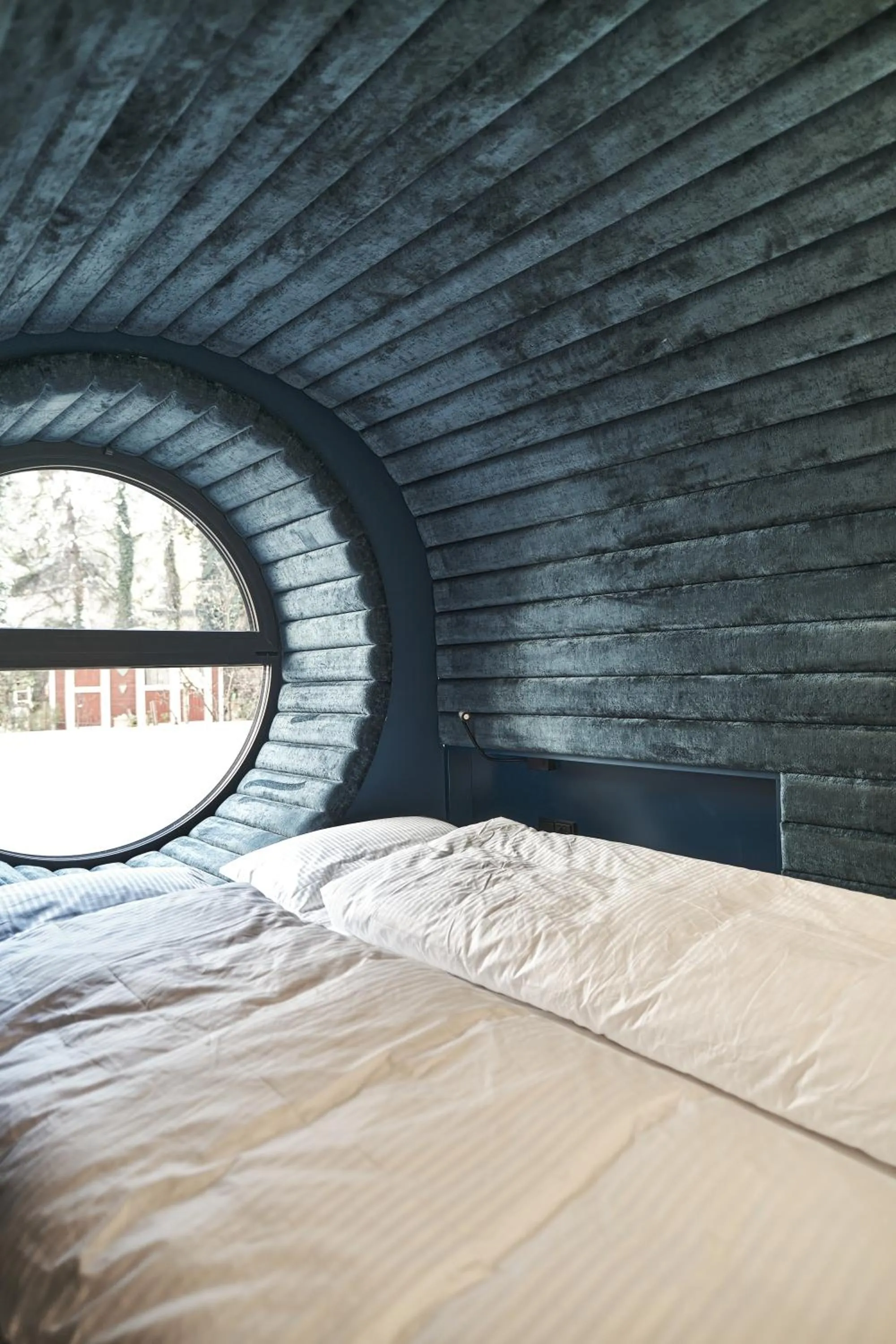 Bedroom, Bed in Fesh Lofts