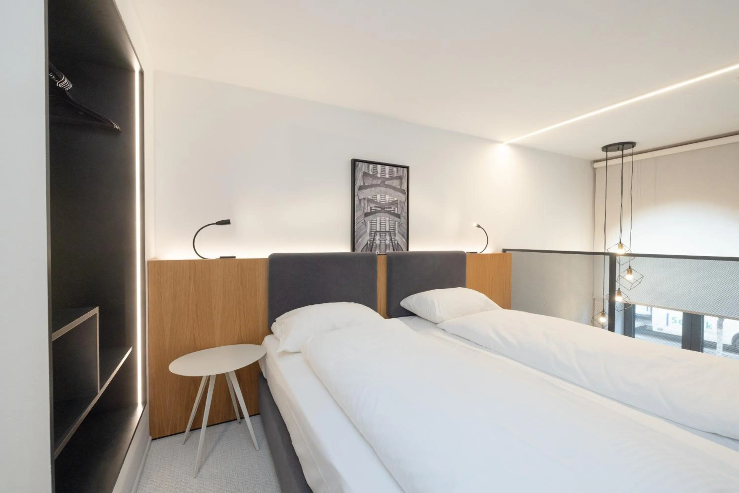 Bedroom, Bed in Fesh Lofts