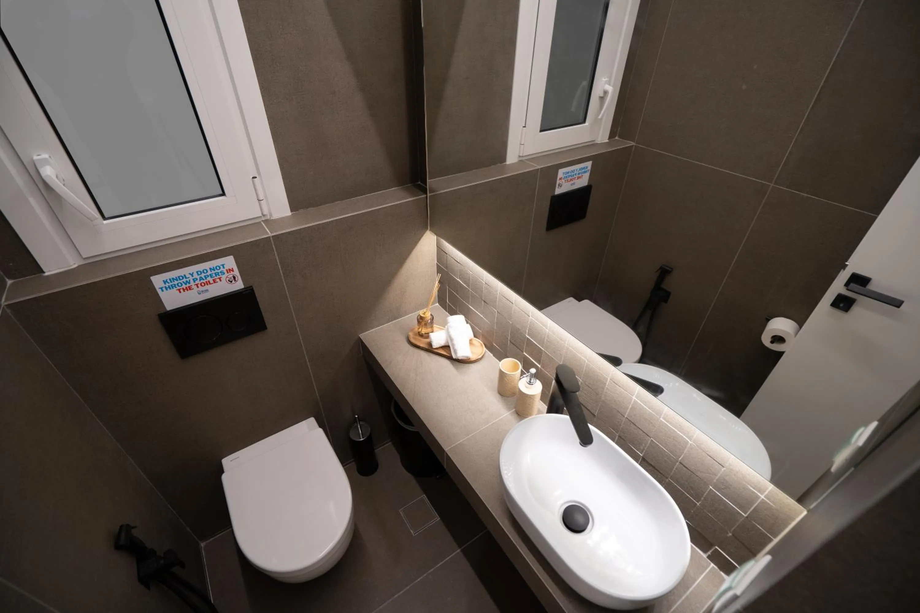 Toilet in Kolonaki Upscale 4 bedroom Luxury Apartment