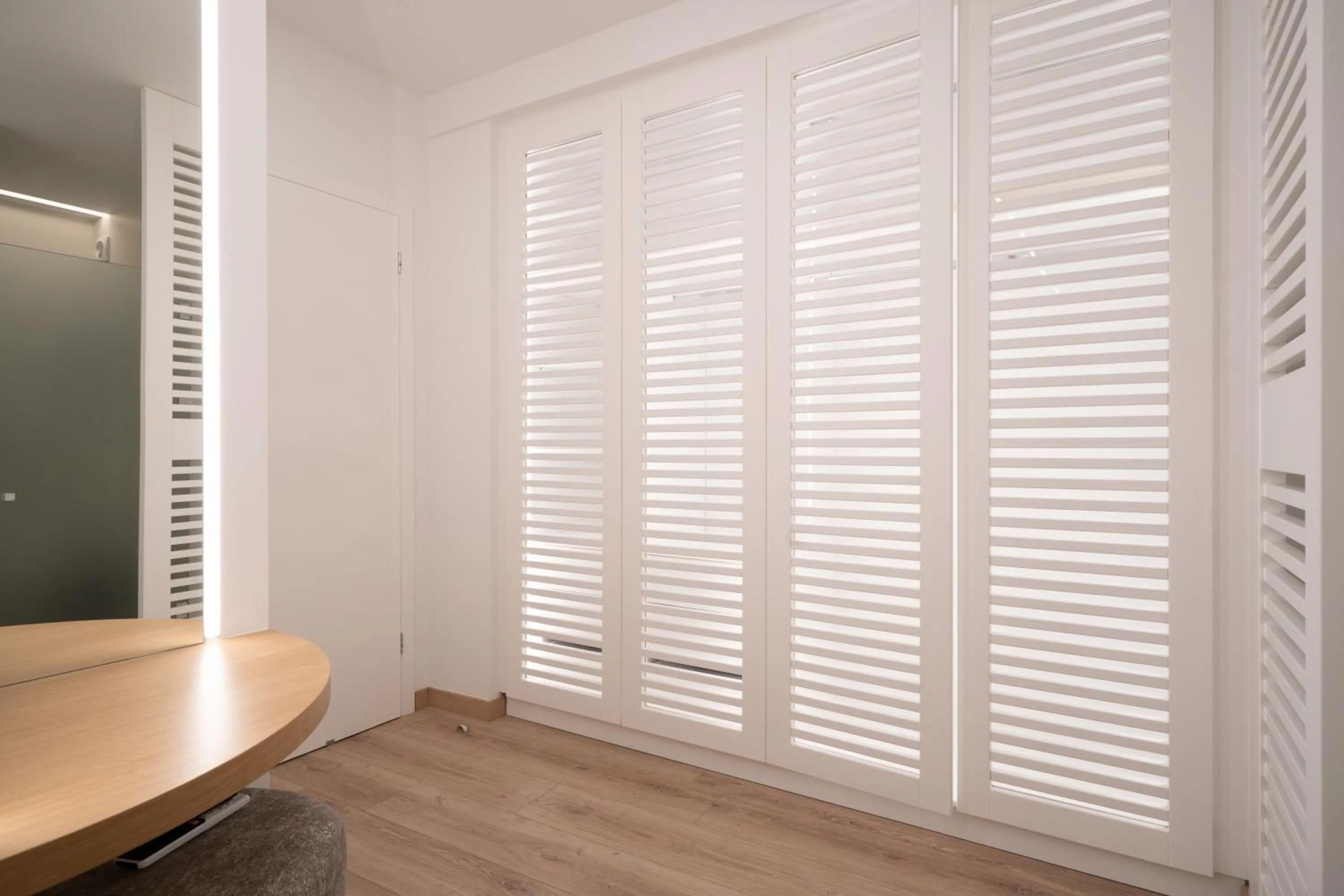 Bed in Kolonaki Upscale 4 bedroom Luxury Apartment