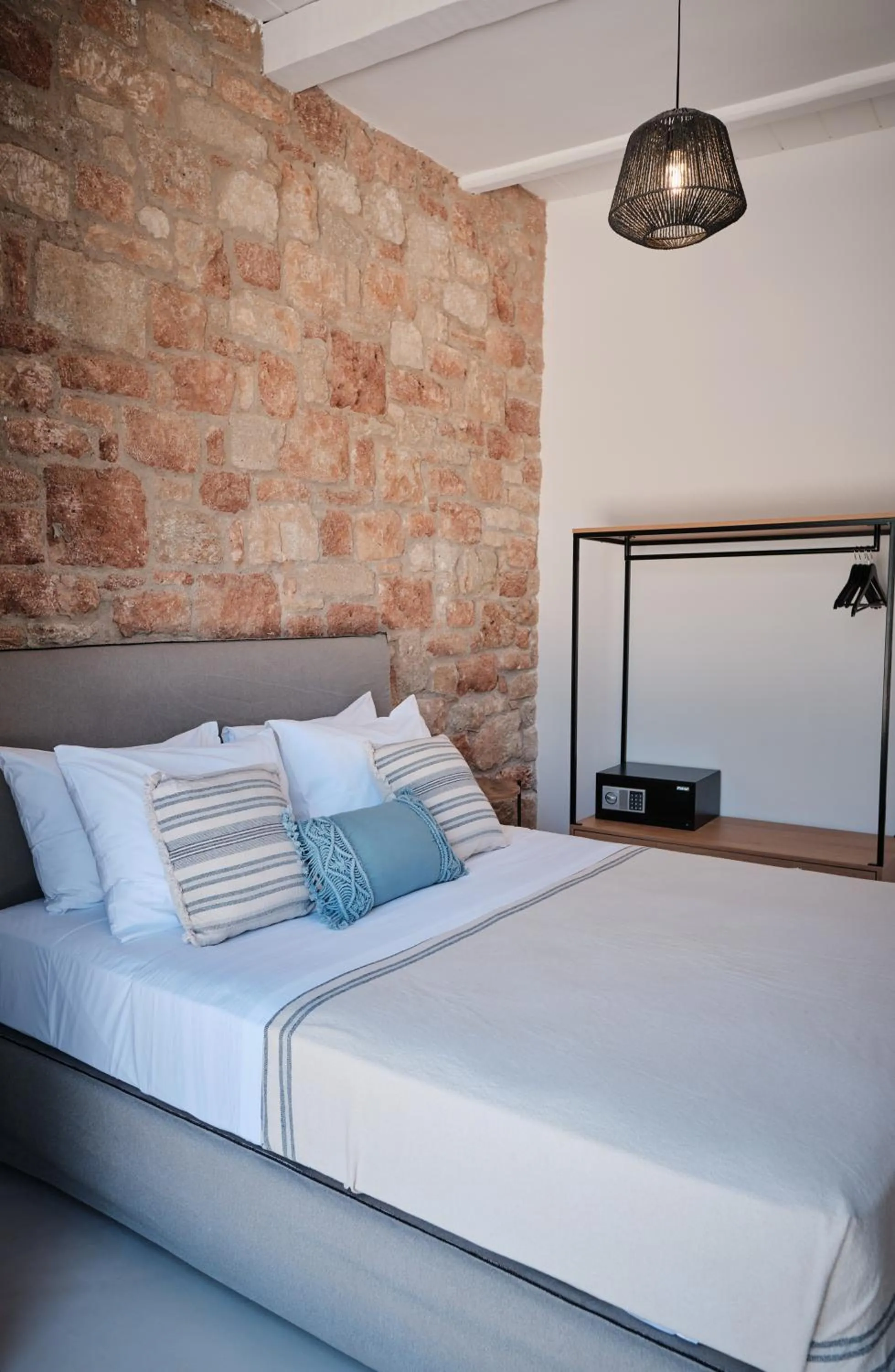 Bedroom, Bed in Eden Kythira