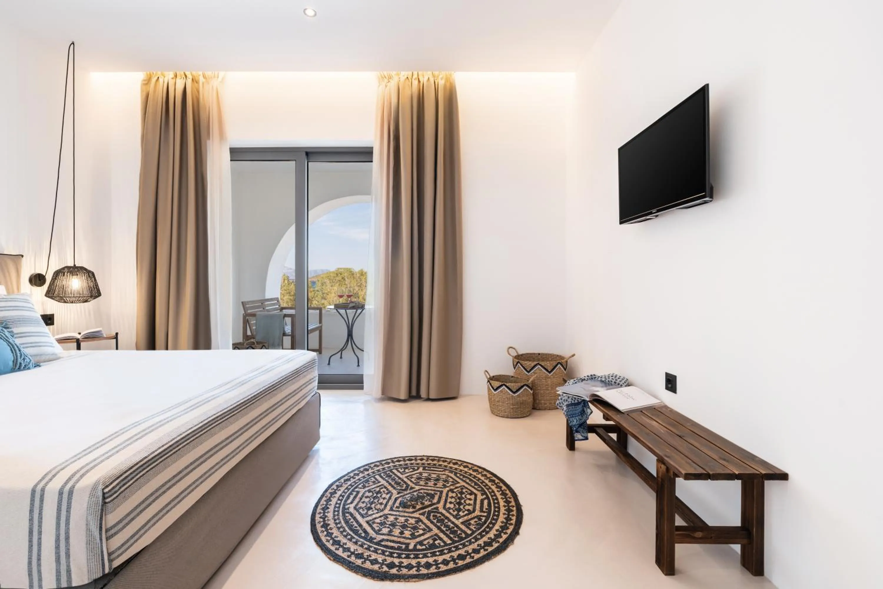 TV and multimedia, Bed in Eden Kythira
