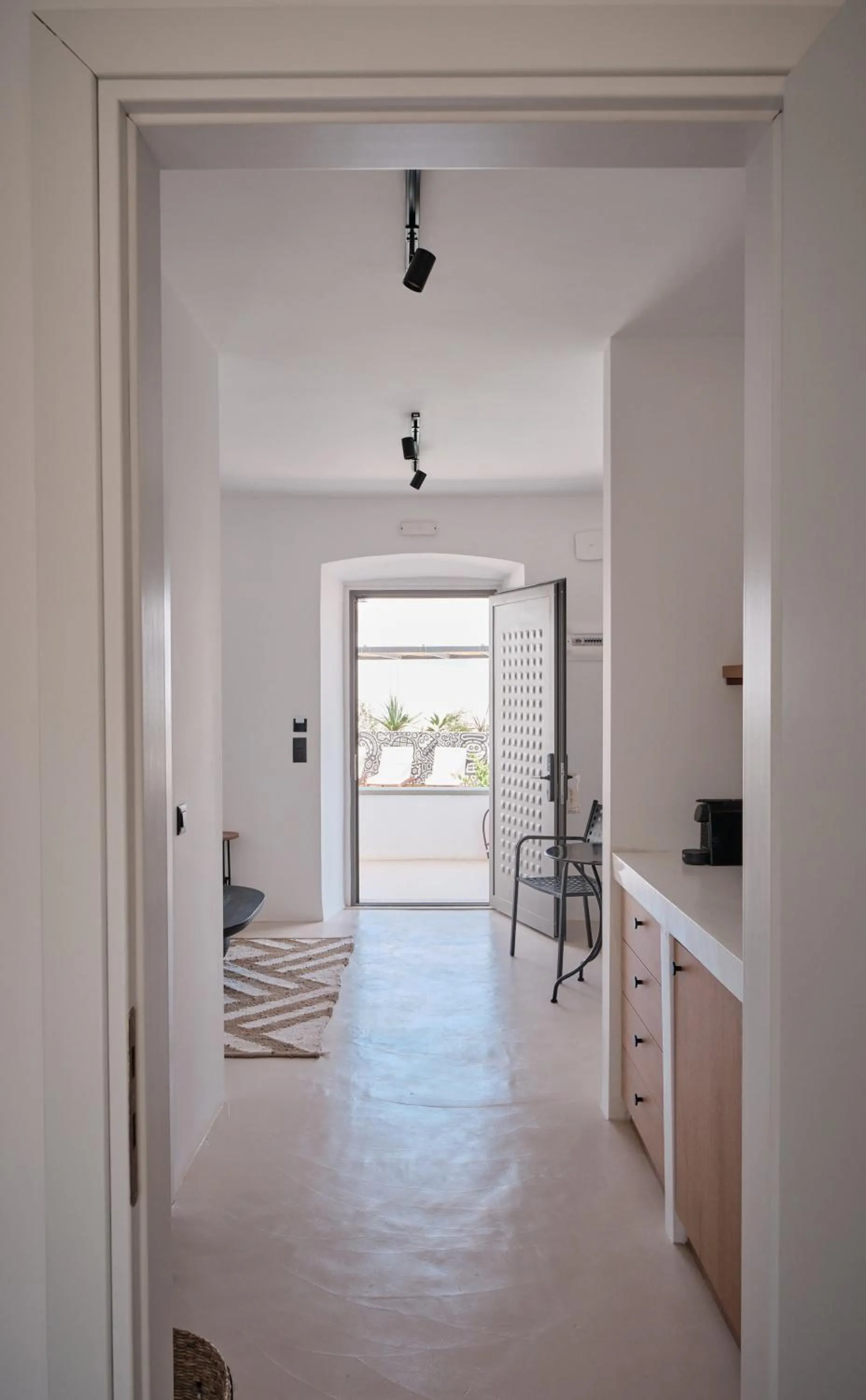 Photo of the whole room, Bed in Eden Kythira