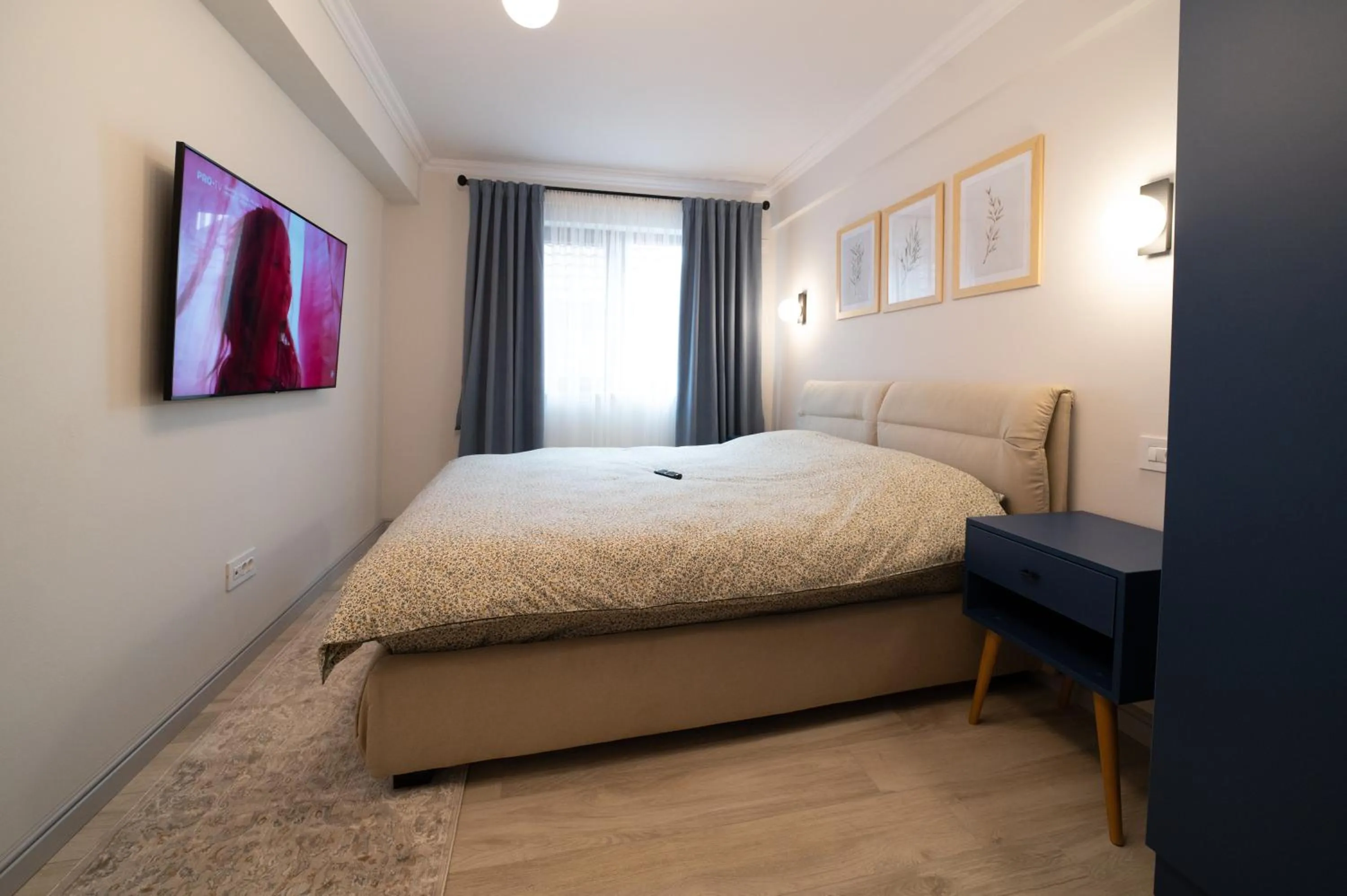 Bedroom, Bed in First Apartments