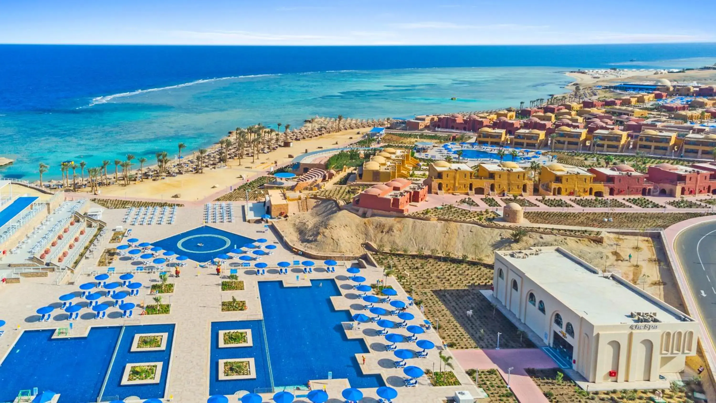 Property building in Pickalbatros Villaggio Aqua Park - Portofino Marsa Alam Property building in Pickalbatros Villaggio Aqua Park - Portofino Marsa Alam