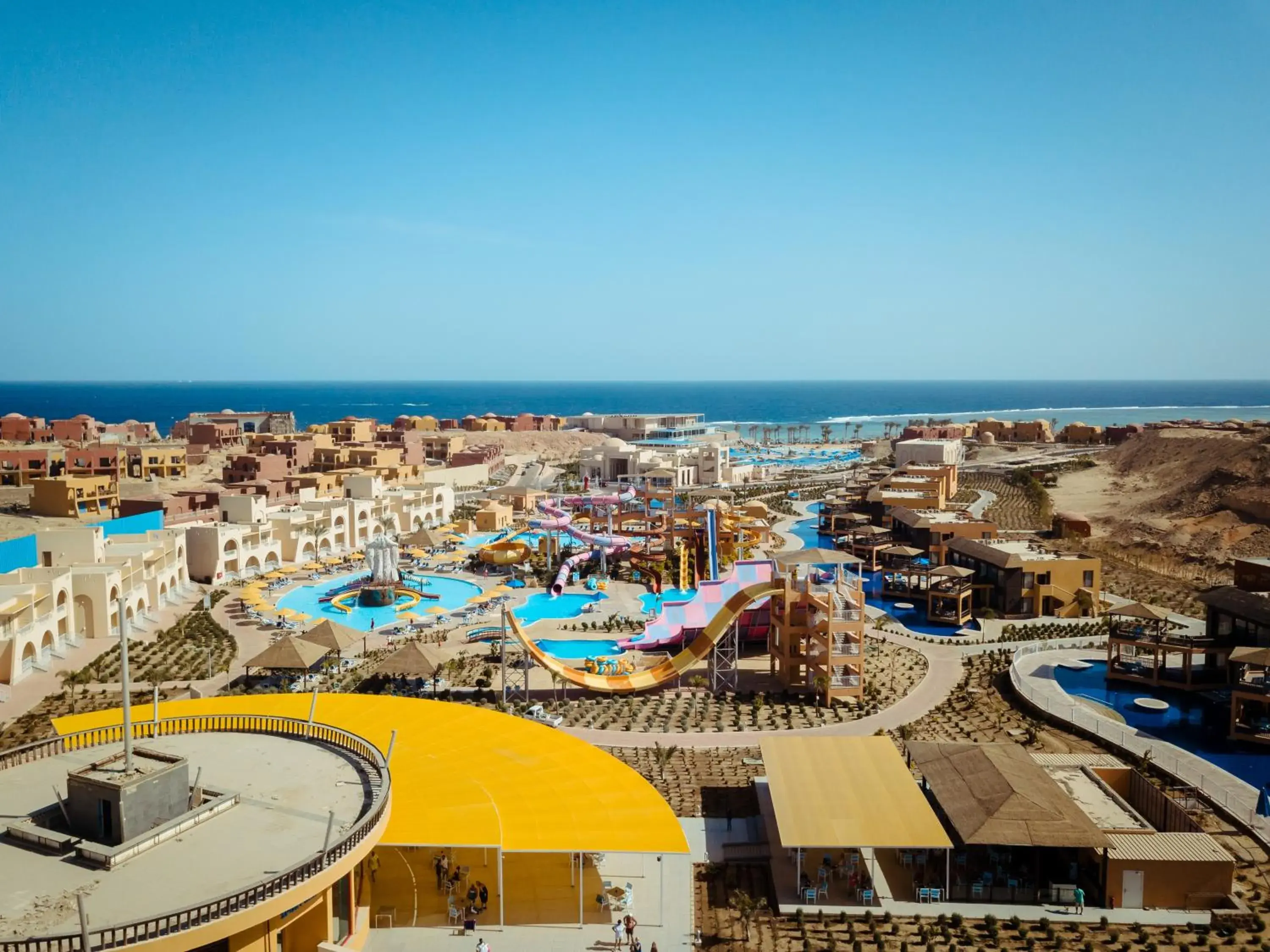 Property building in Pickalbatros Villaggio Aqua Park - Portofino Marsa Alam Property building in Pickalbatros Villaggio Aqua Park - Portofino Marsa Alam