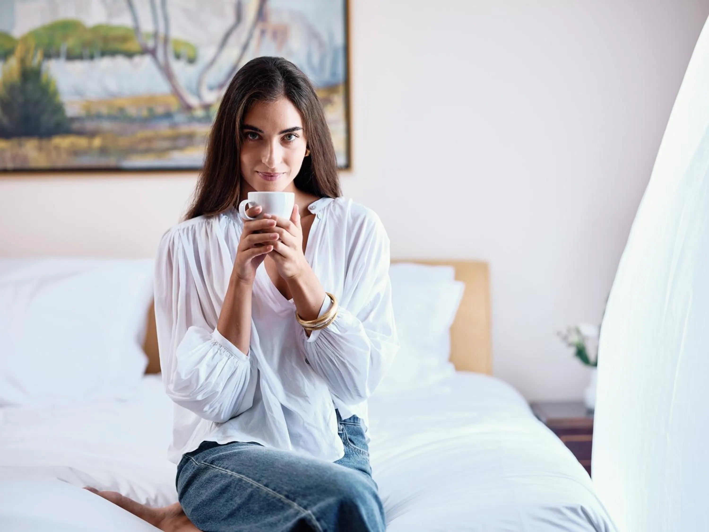 Coffee/tea facilities, Bed in Titania Hotel