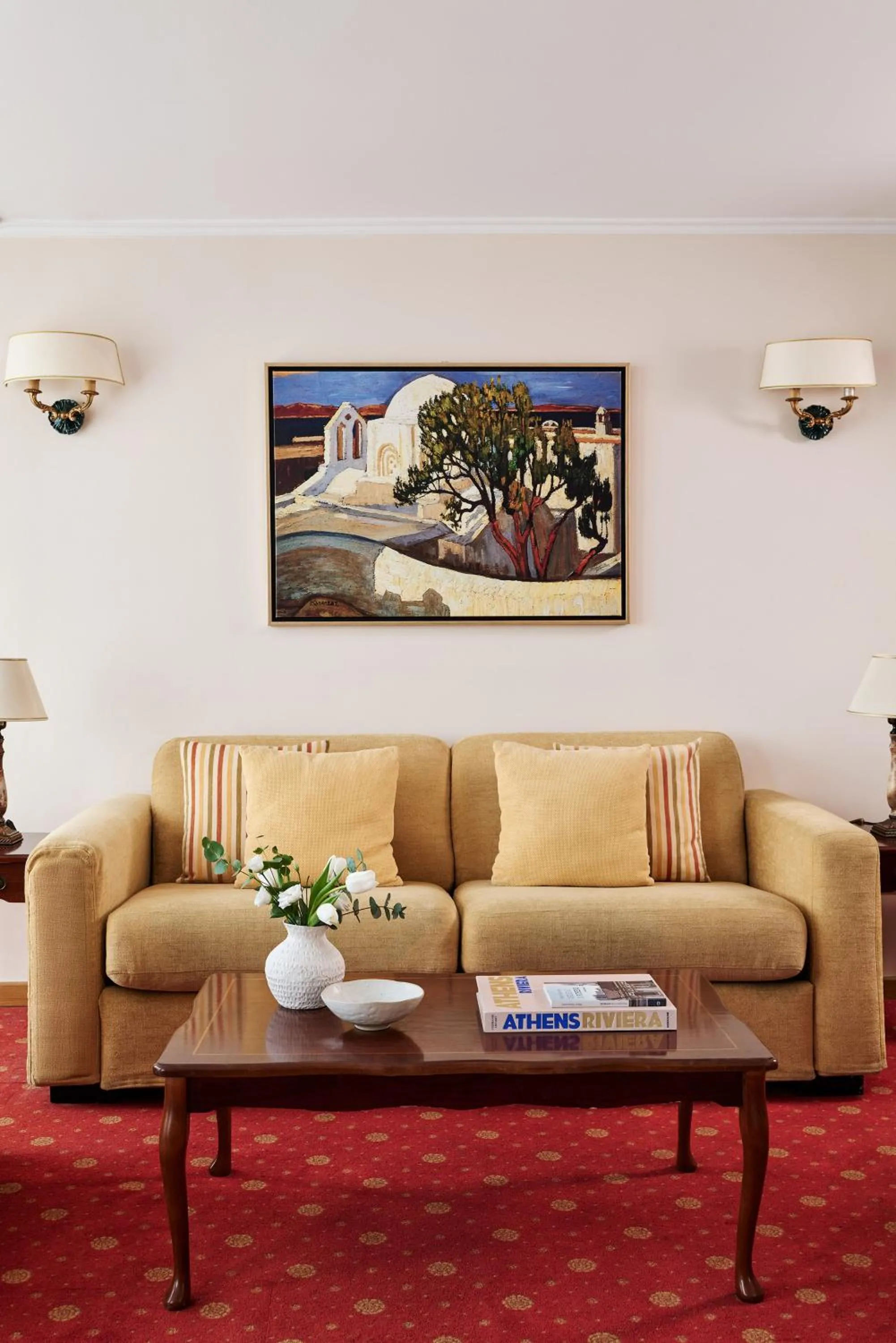 Living room in Titania Hotel