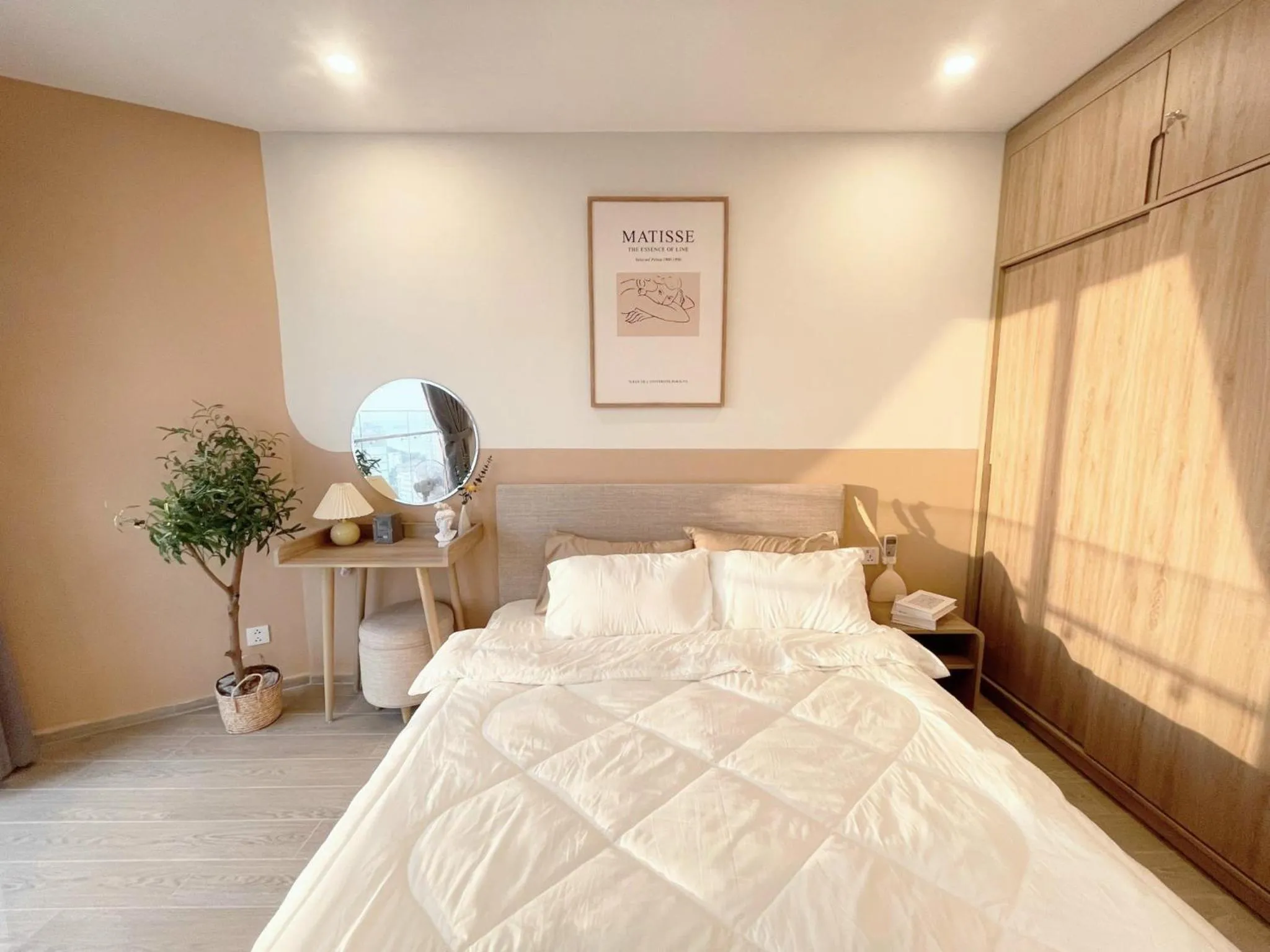 Photo of the whole room, Bed in MeoMeo Homestay - The Sóng Apartment