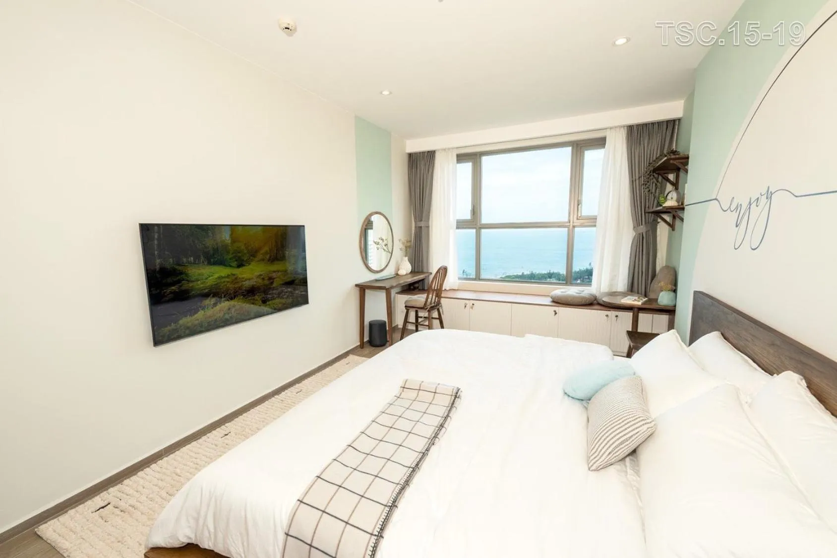 TV and multimedia, Bed in MeoMeo Homestay - The Sóng Apartment