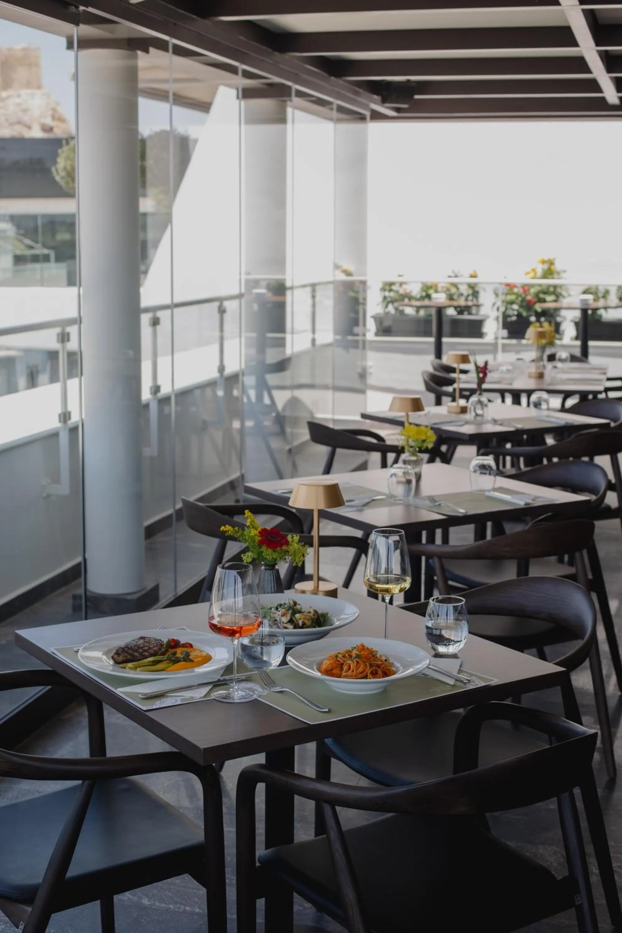 Restaurant/places to eat in Hera Hotel