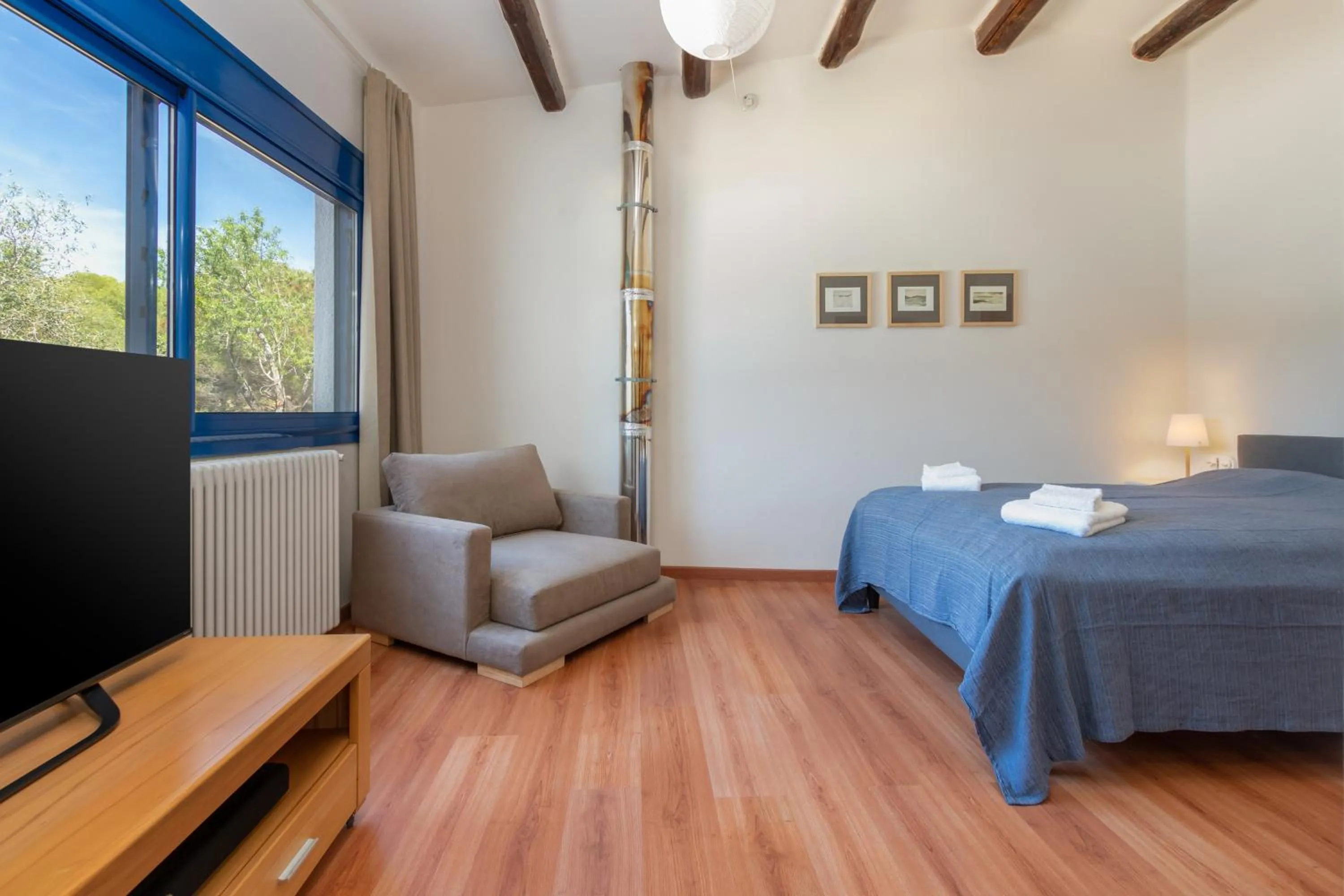 Bedroom, Bed in Mas Tinus - Lavanda