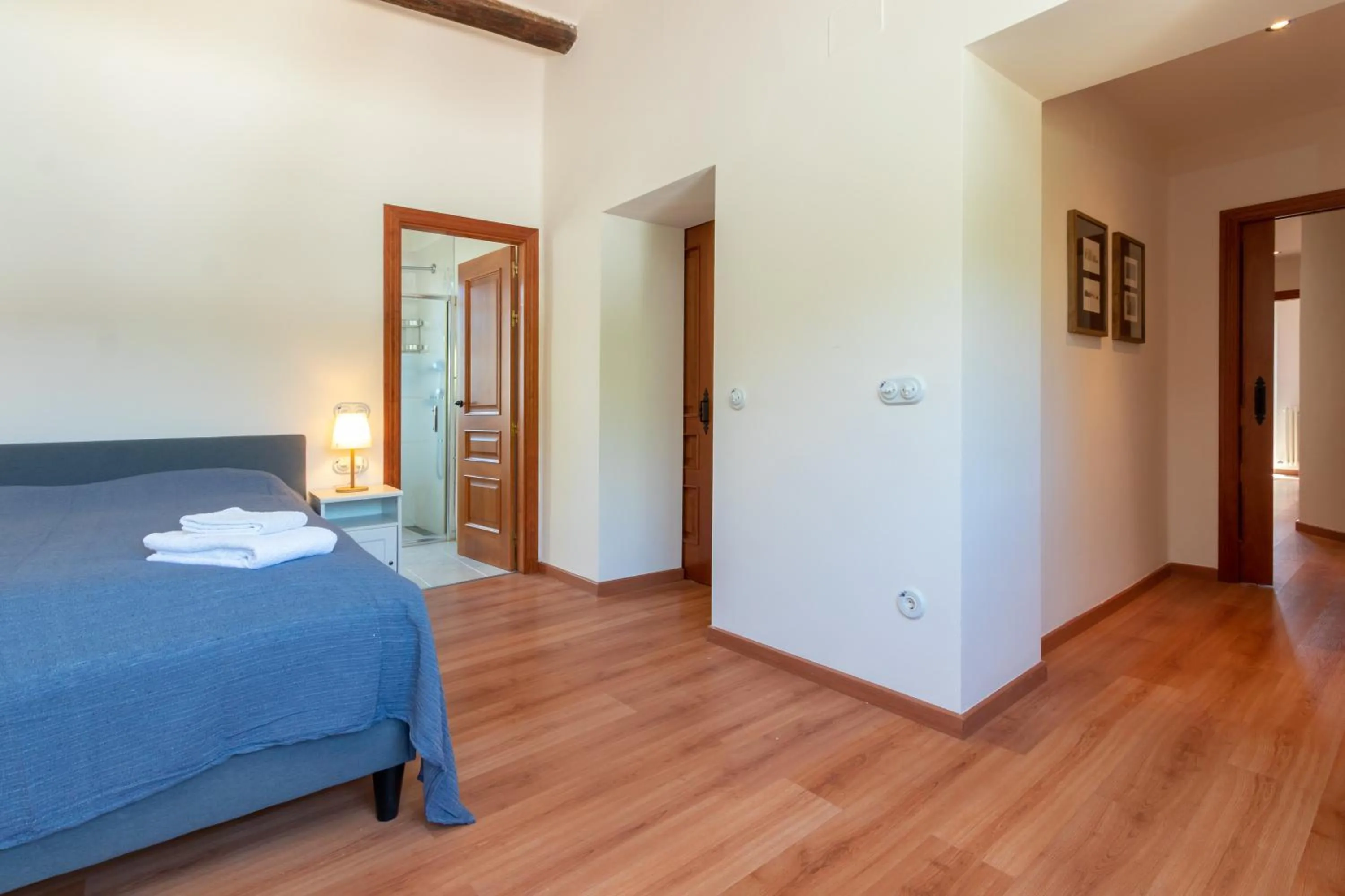 Bedroom, Bed in Mas Tinus - Lavanda