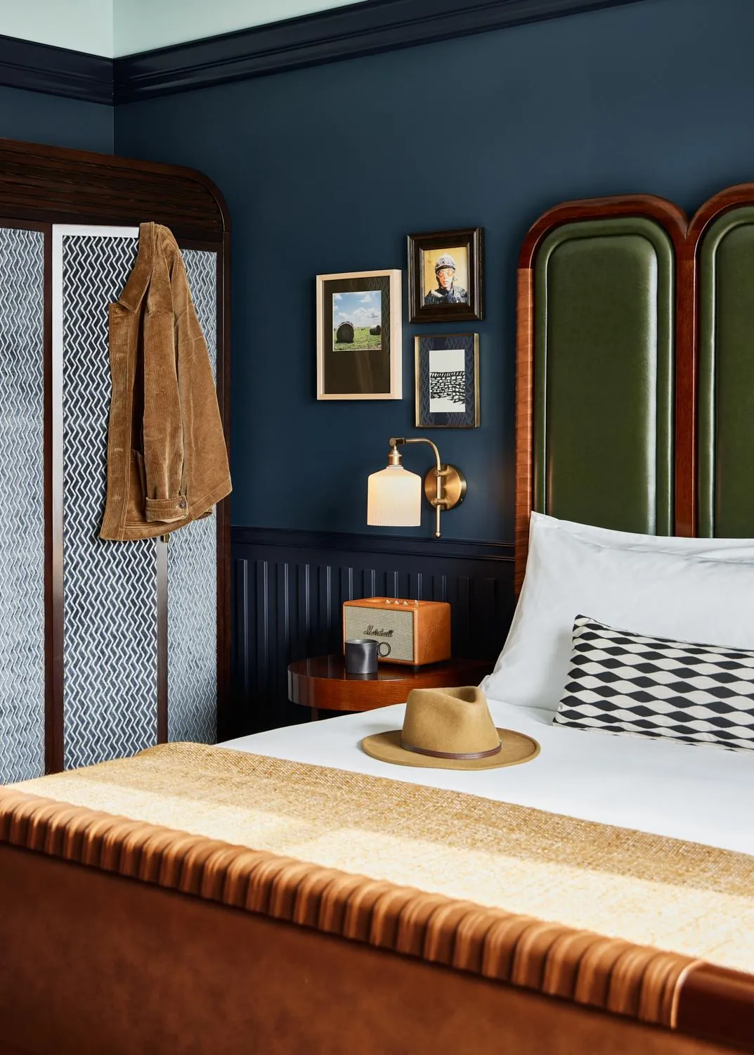 Bed in The Manchester Hotel