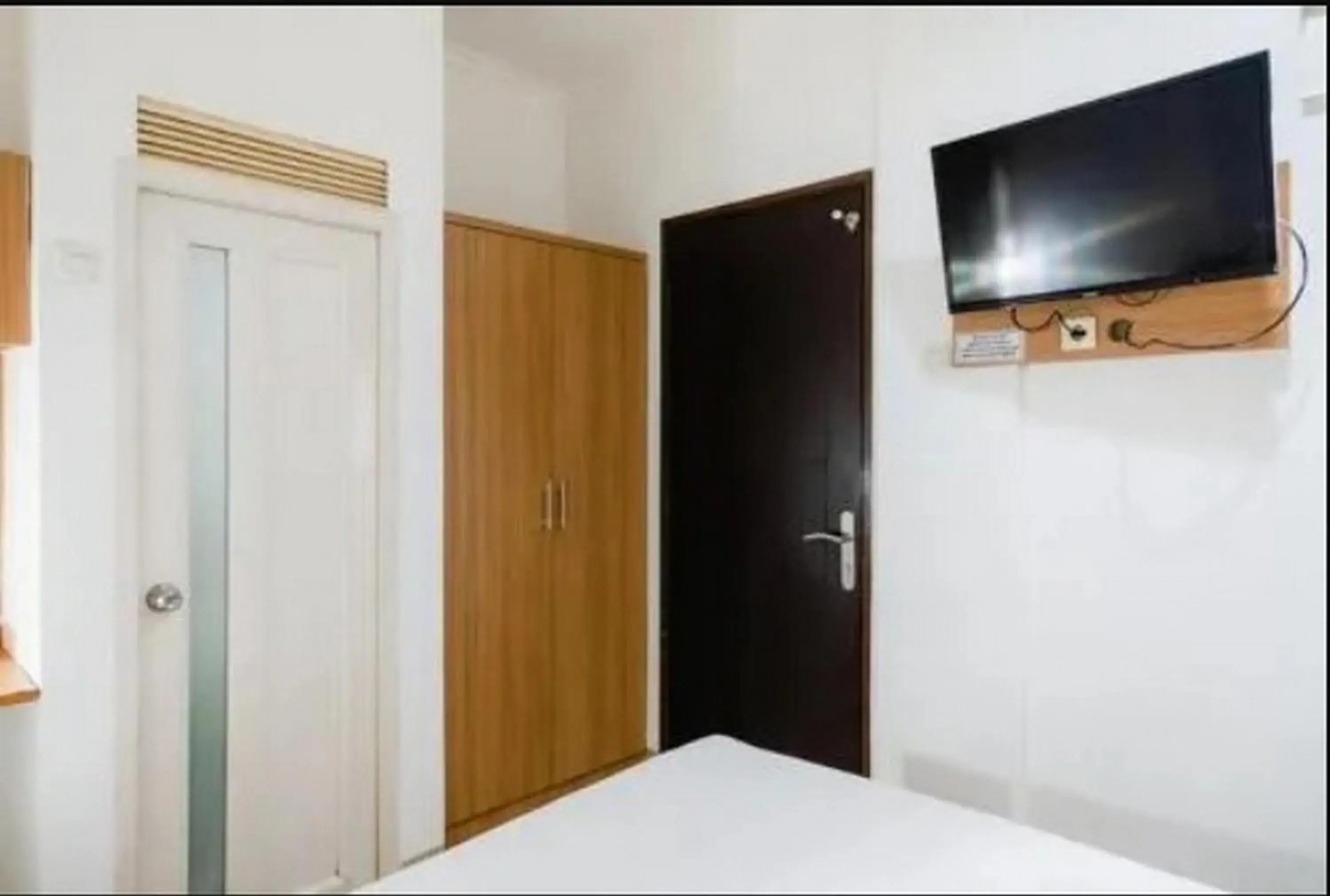 Bedroom in Mutiara Kostel @ Bintaro - Pondok Aren Bedroom in Mutiara Kostel @ Bintaro - Pondok Aren