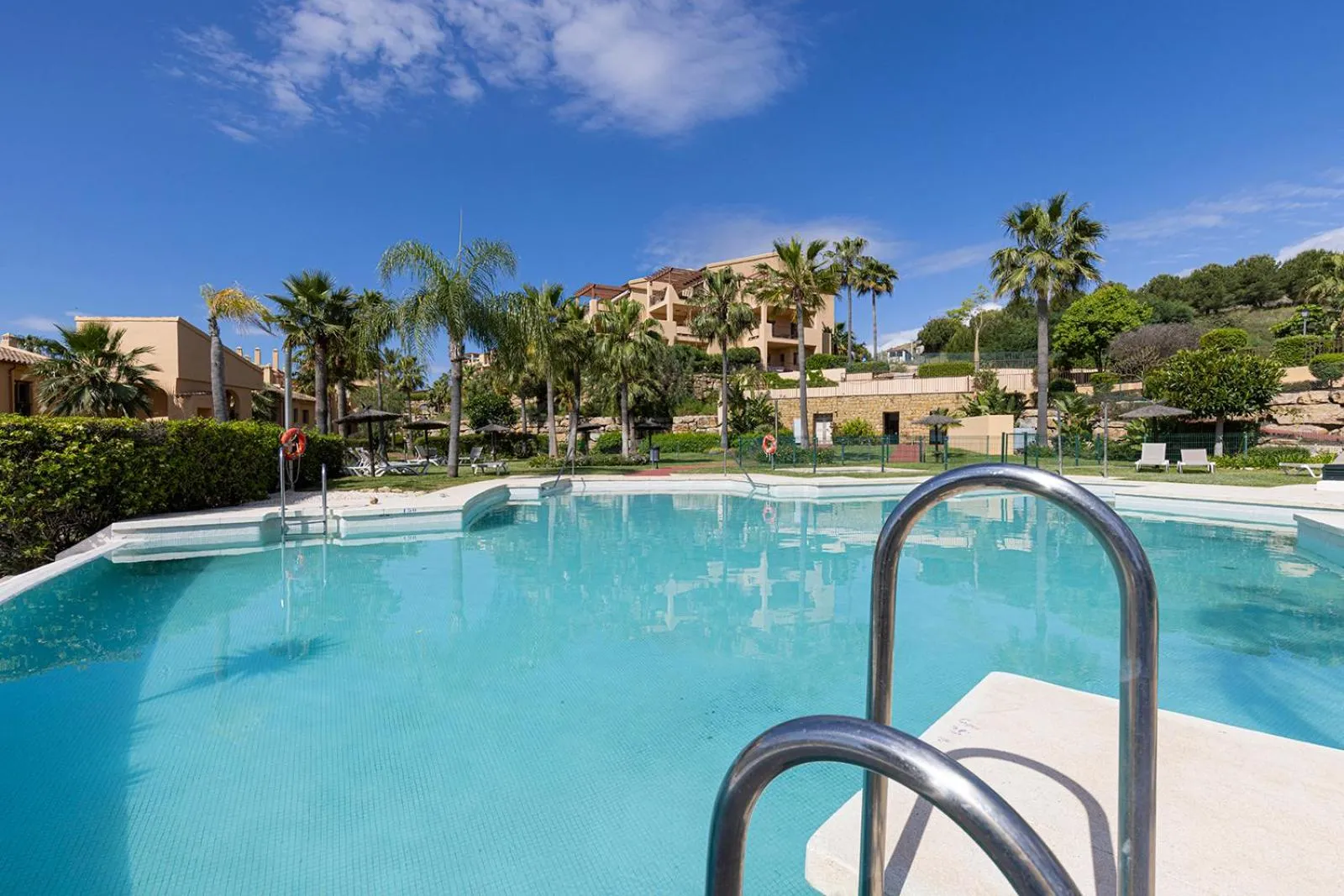 Swimming pool in Quartiers Marbella Golden Penthouse
