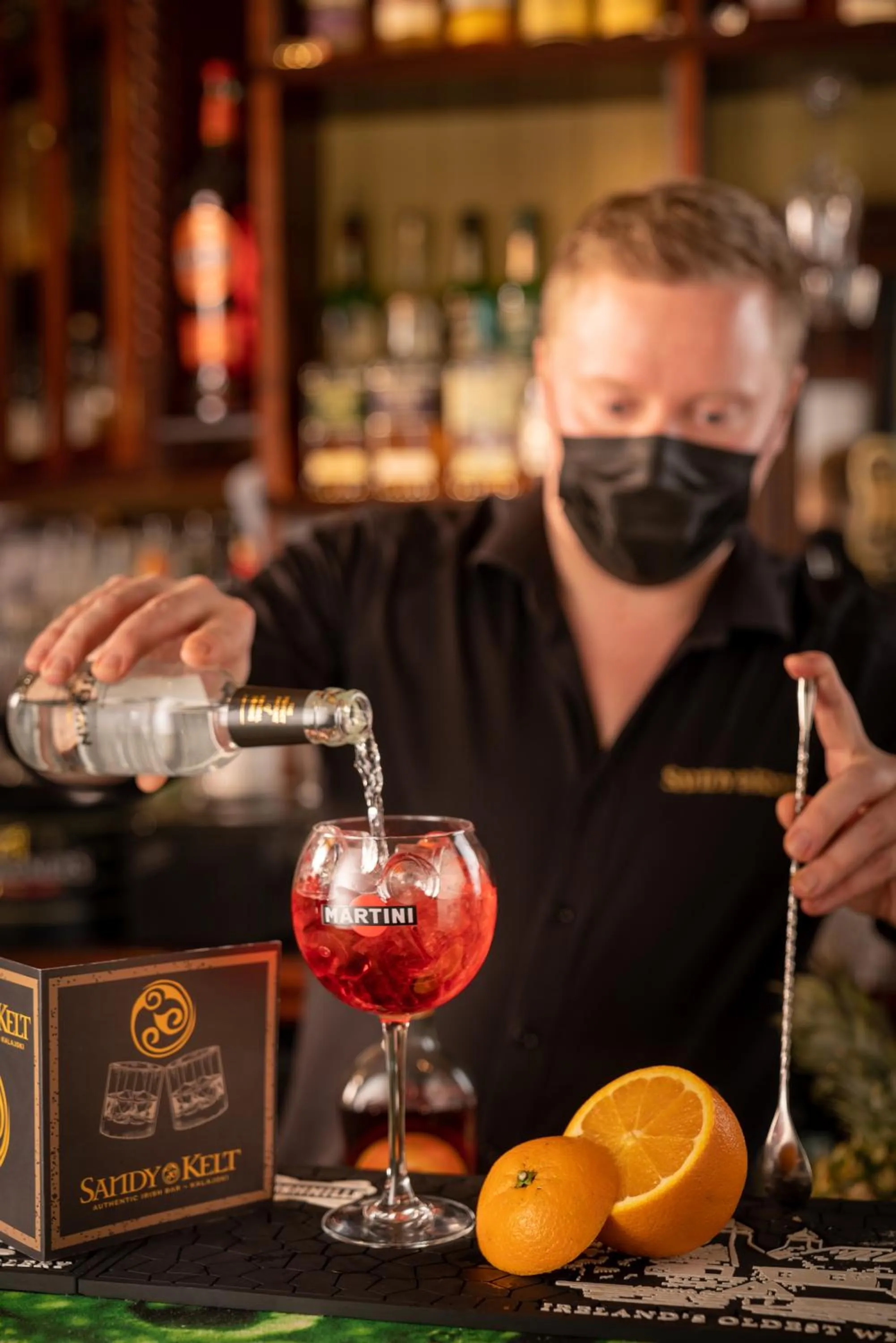 Drinks in Sandy Kelt - Irish House Apartments