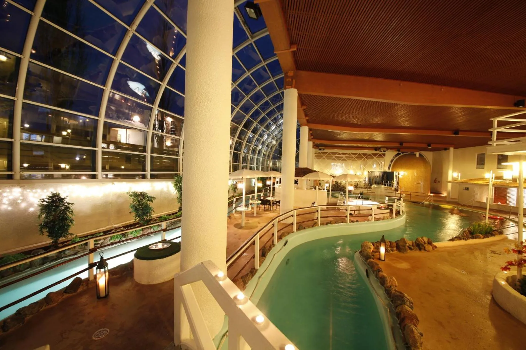 Public Bath in Sandy Kelt - Irish House Apartments