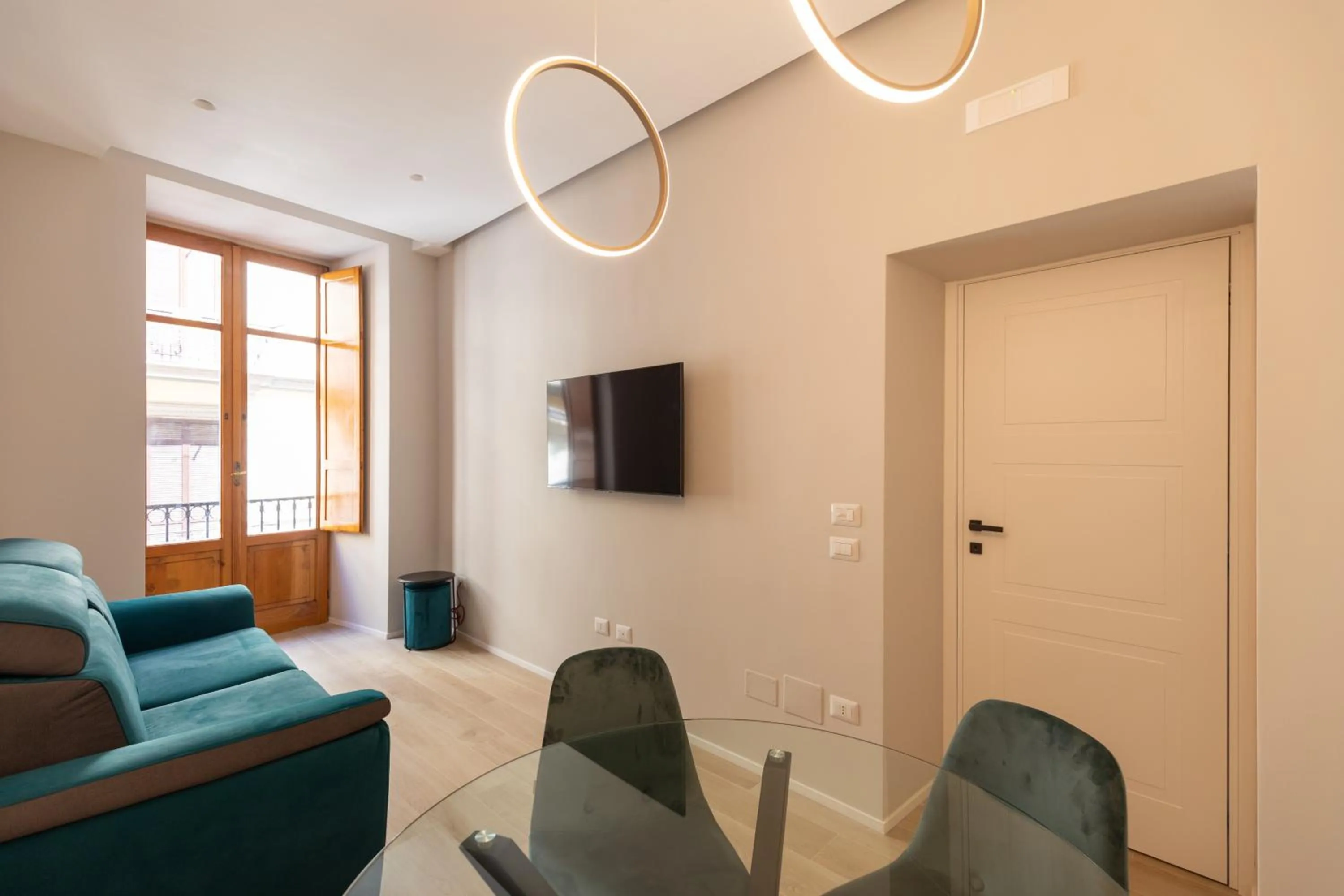 Seating area in Seven Winds Suite