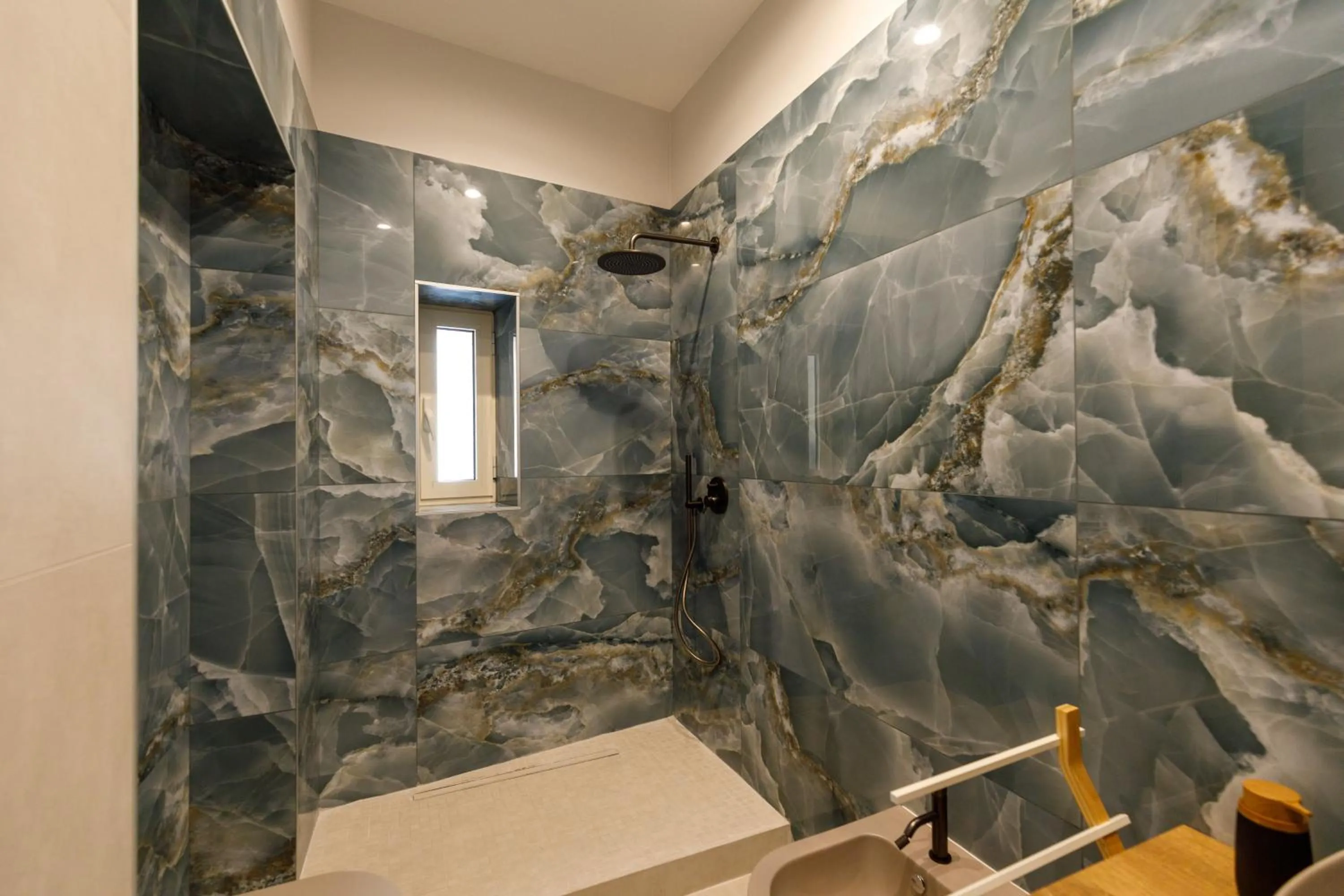 Shower in Seven Winds Suite