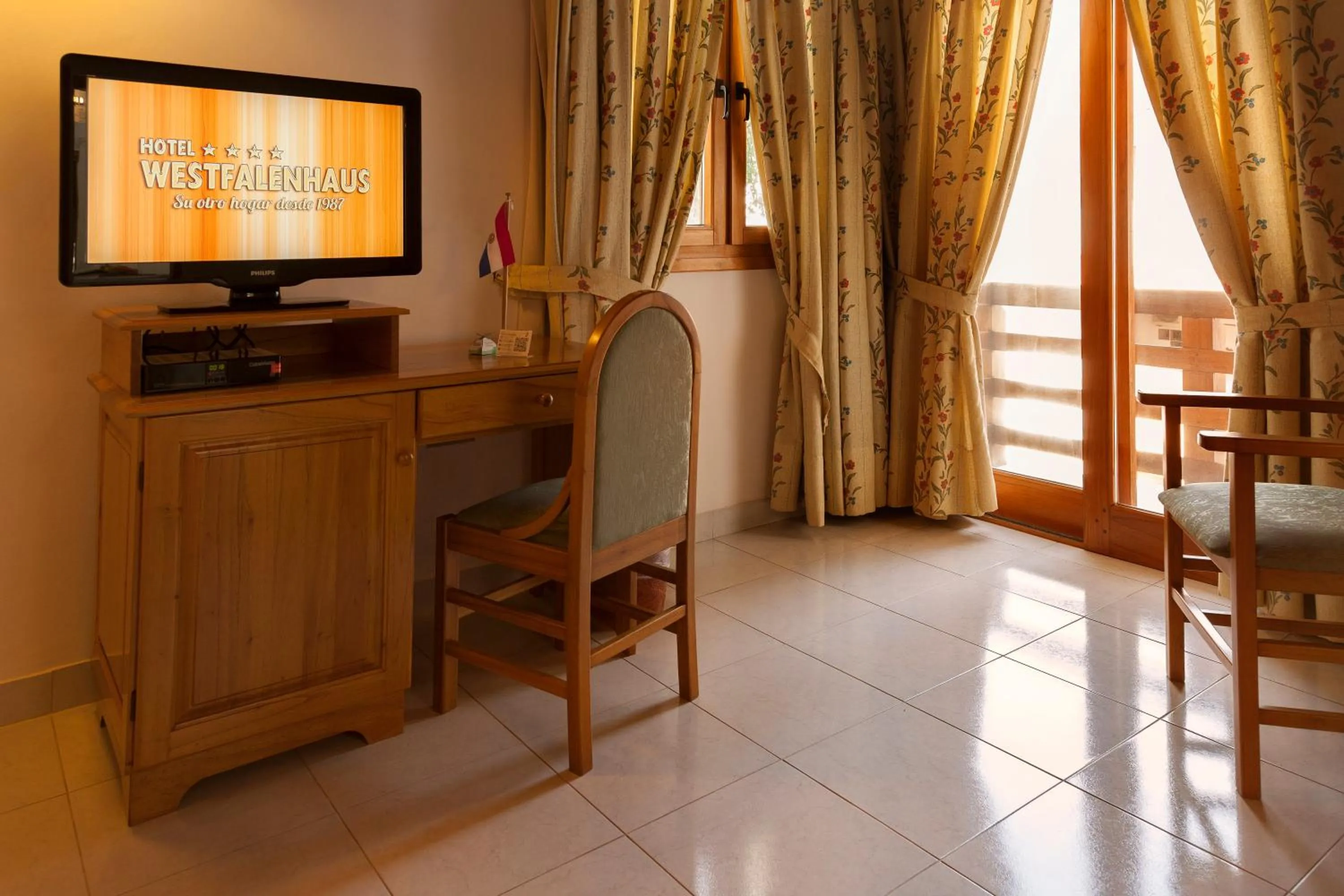 TV and multimedia in Hotel Westfalenhaus