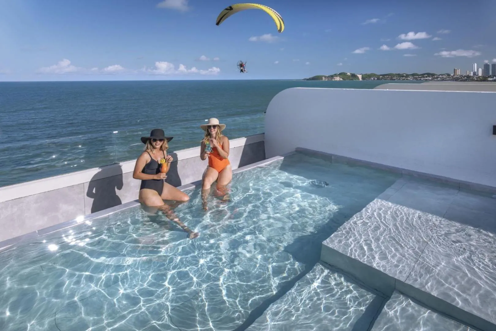 Pool view in SERHS Experience Suítes