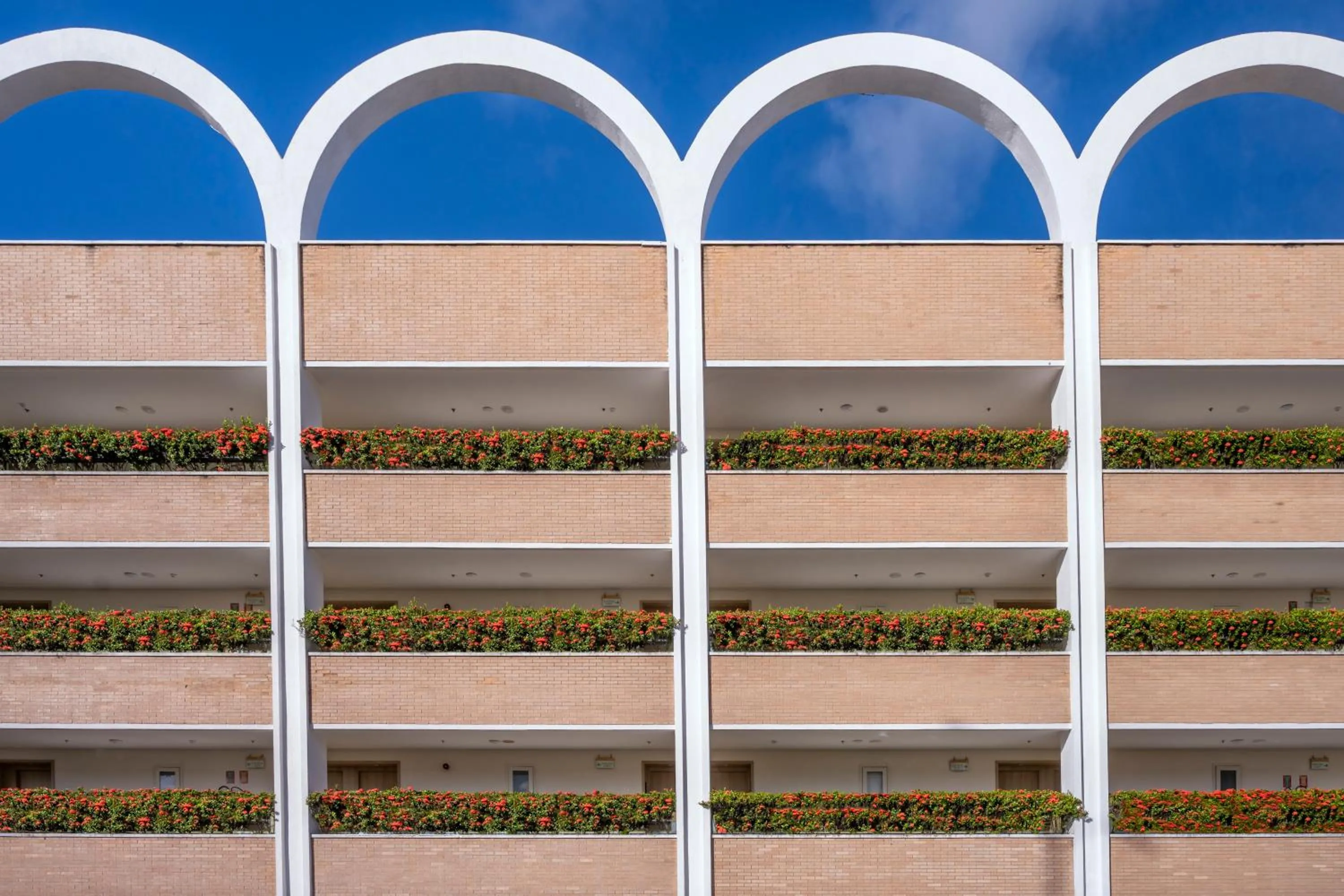 Property building in SERHS Experience Suítes