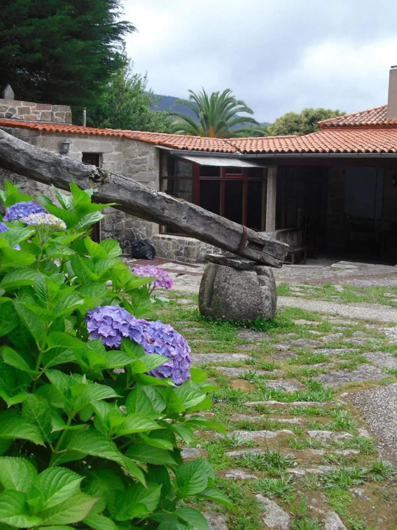 Facade/entrance in Pazo Larache Facade/entrance in Pazo Larache