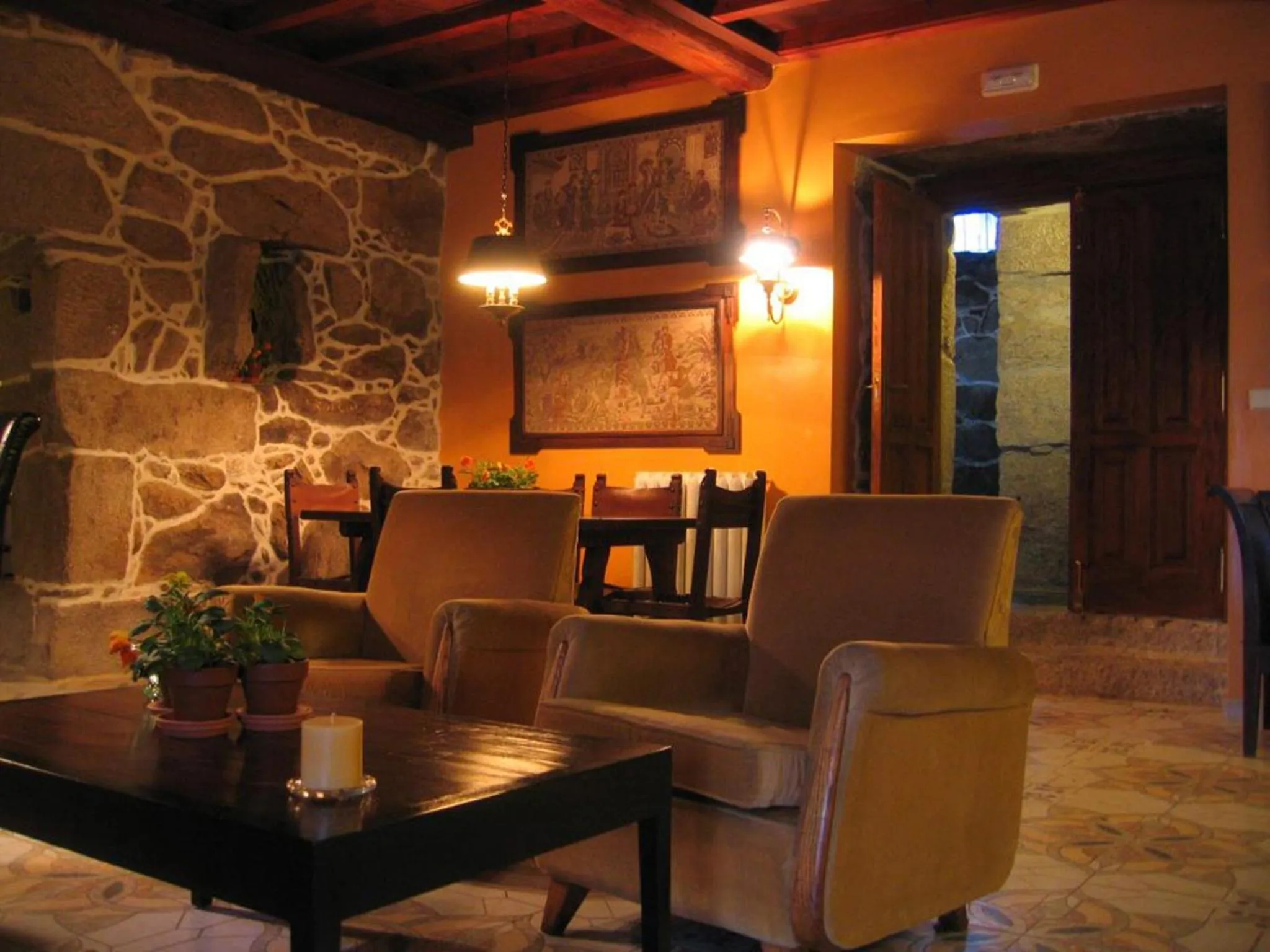 Communal lounge/ TV room in Pazo Larache