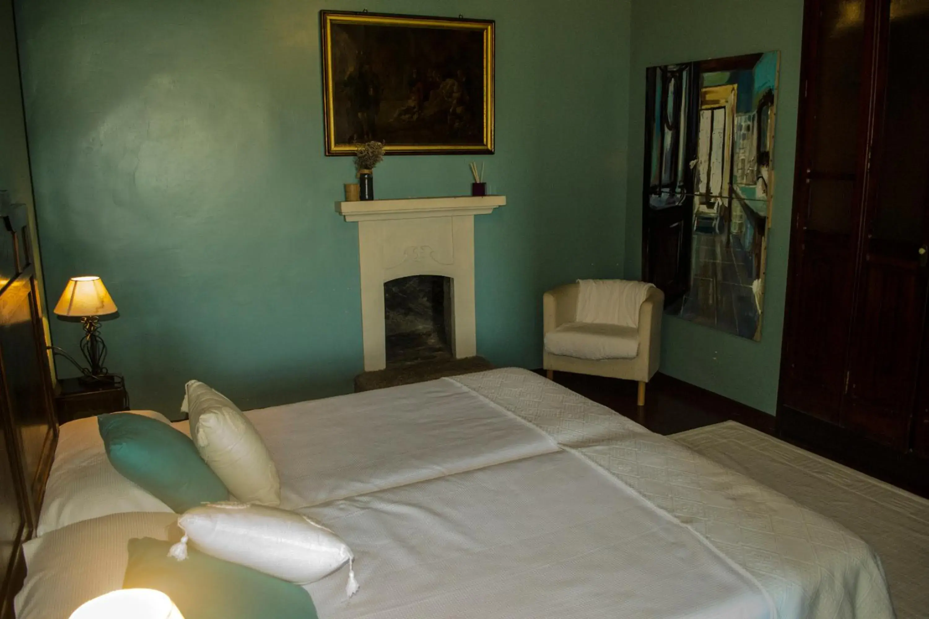 Superior Double or Twin Room in Pazo Larache Superior Double or Twin Room in Pazo Larache