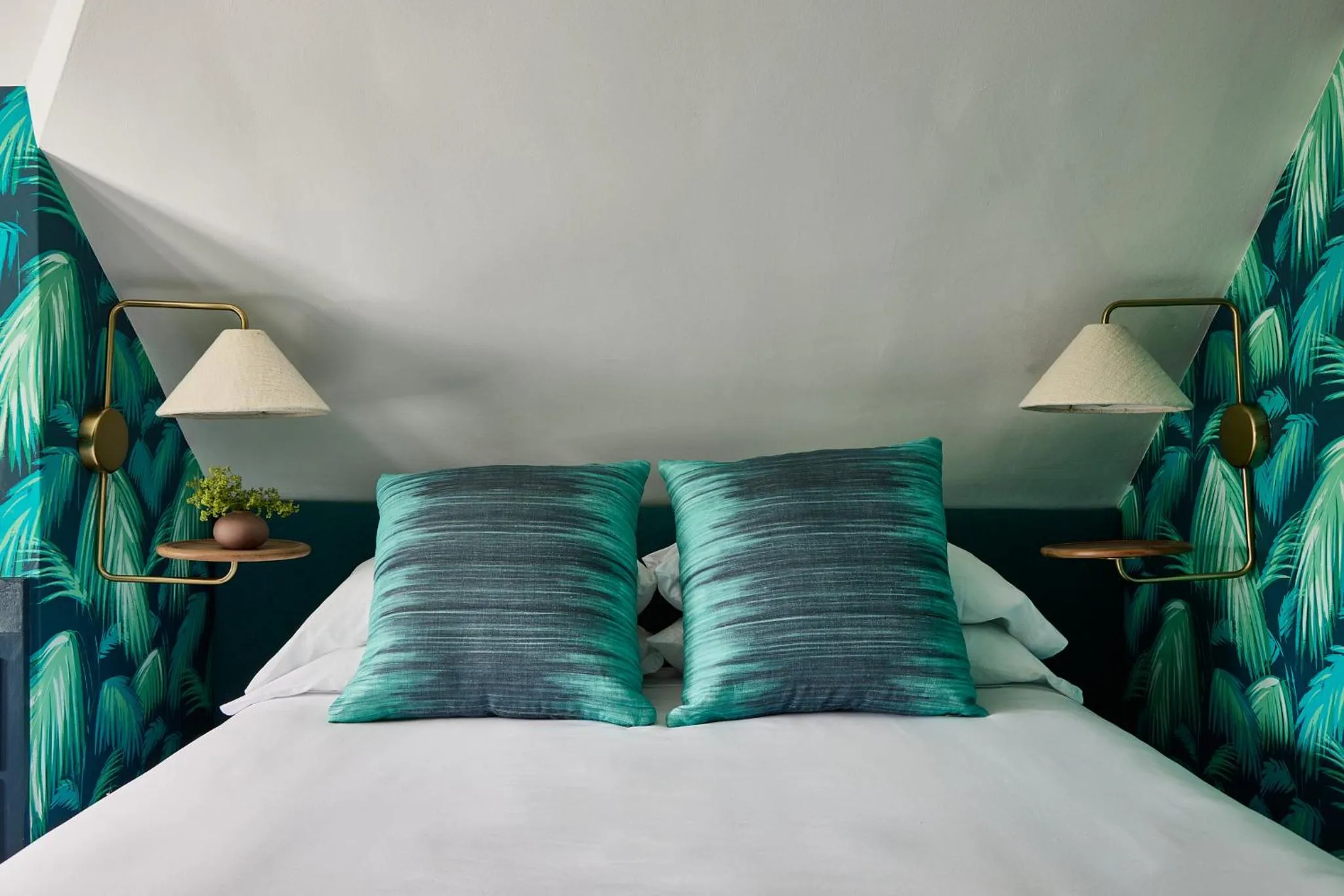 Bed in The Coco, The Edgartown Collection