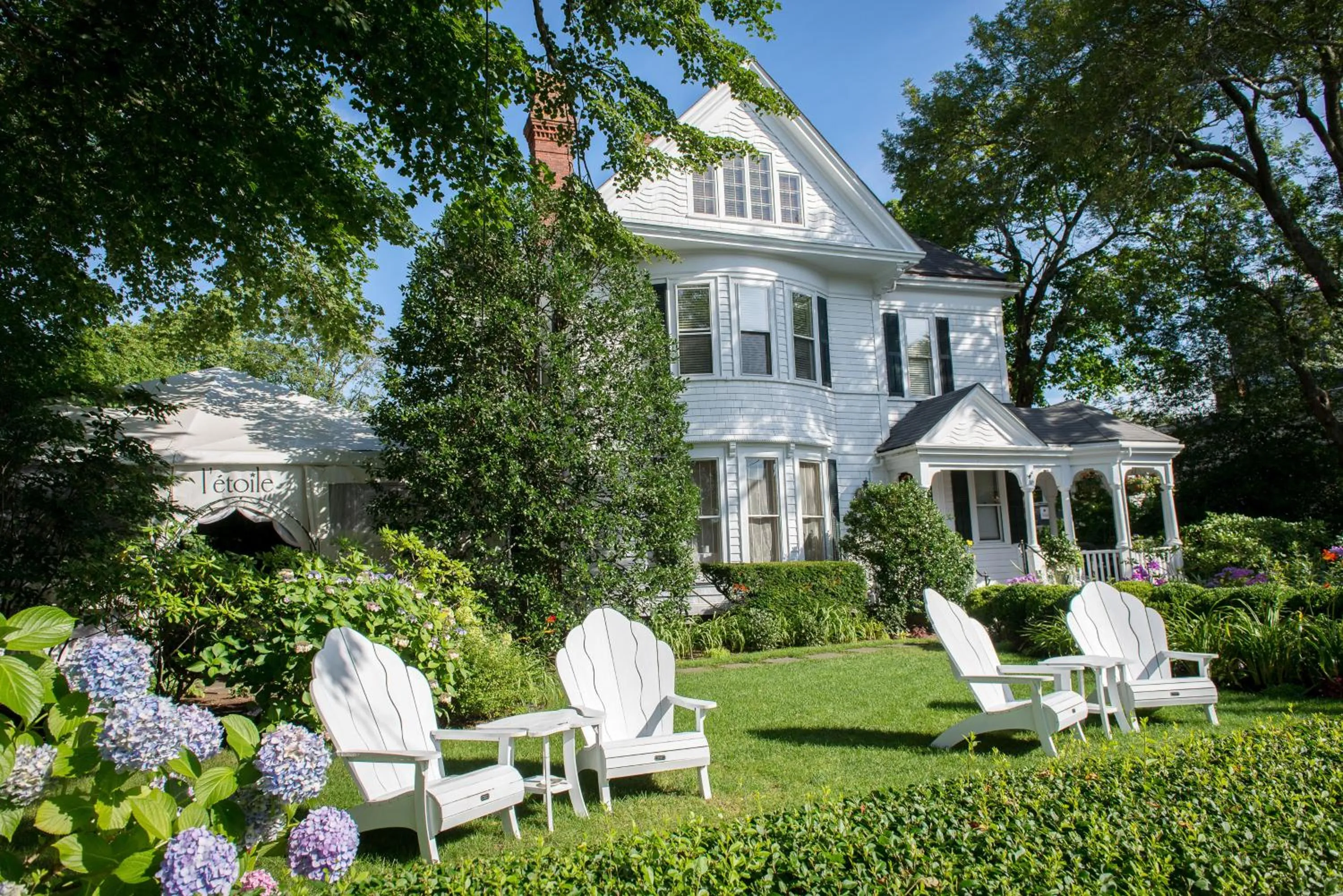 Property building in The Coco, The Edgartown Collection