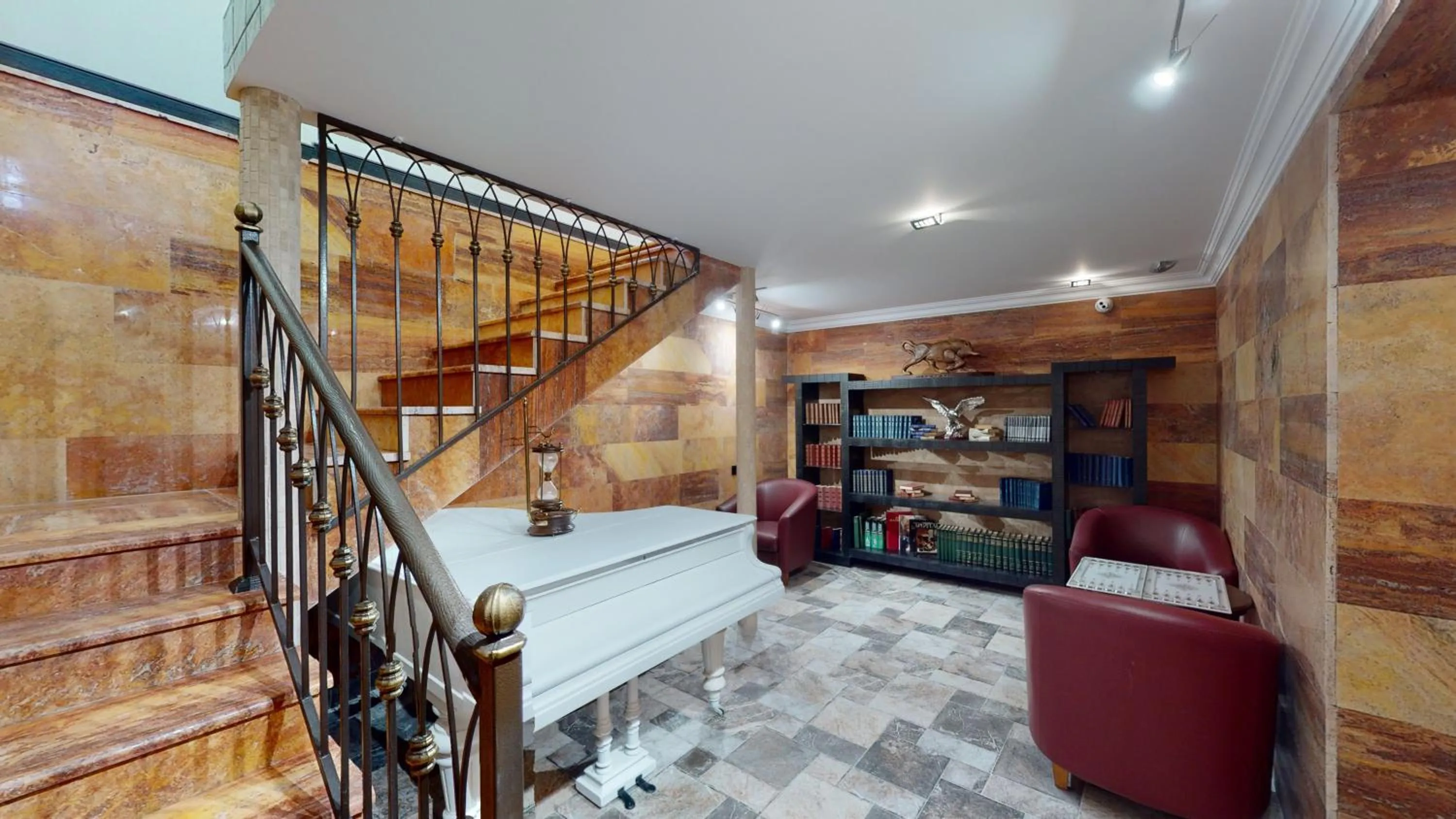 Living room in Aspar Boutique Hotel