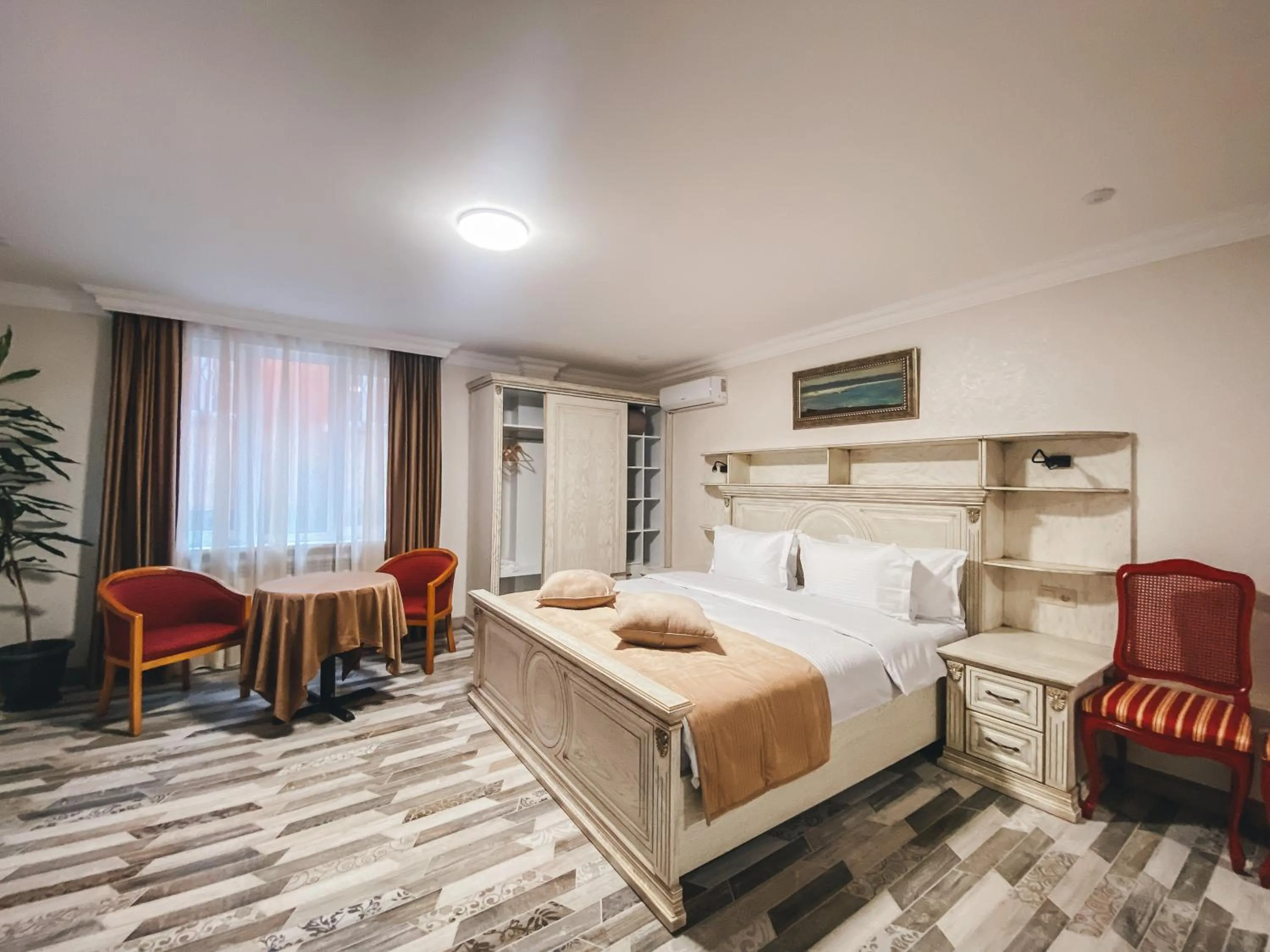 Photo of the whole room, Bed in Aspar Boutique Hotel