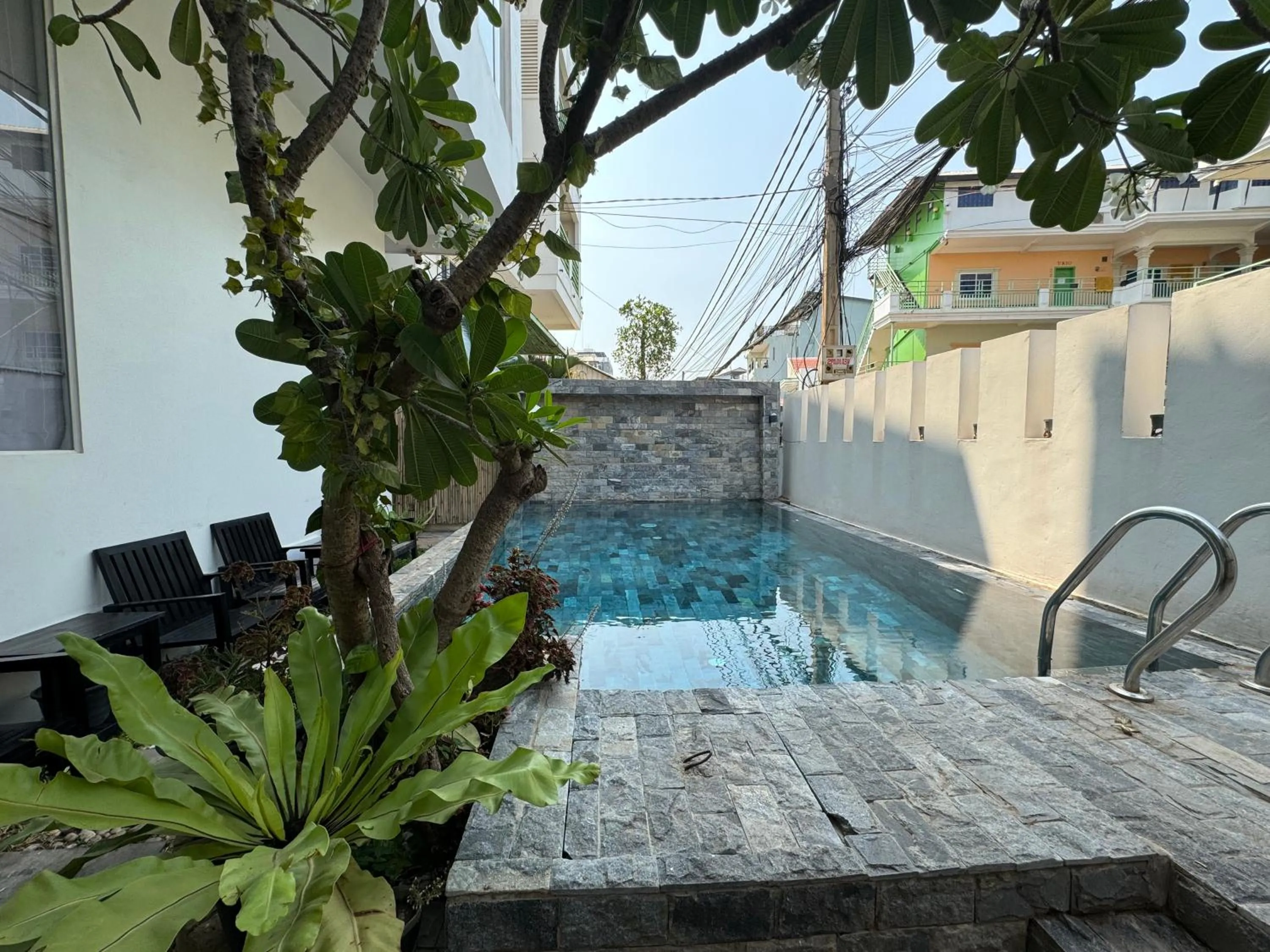 Swimming pool in Flex Urban Family Villa Hotel