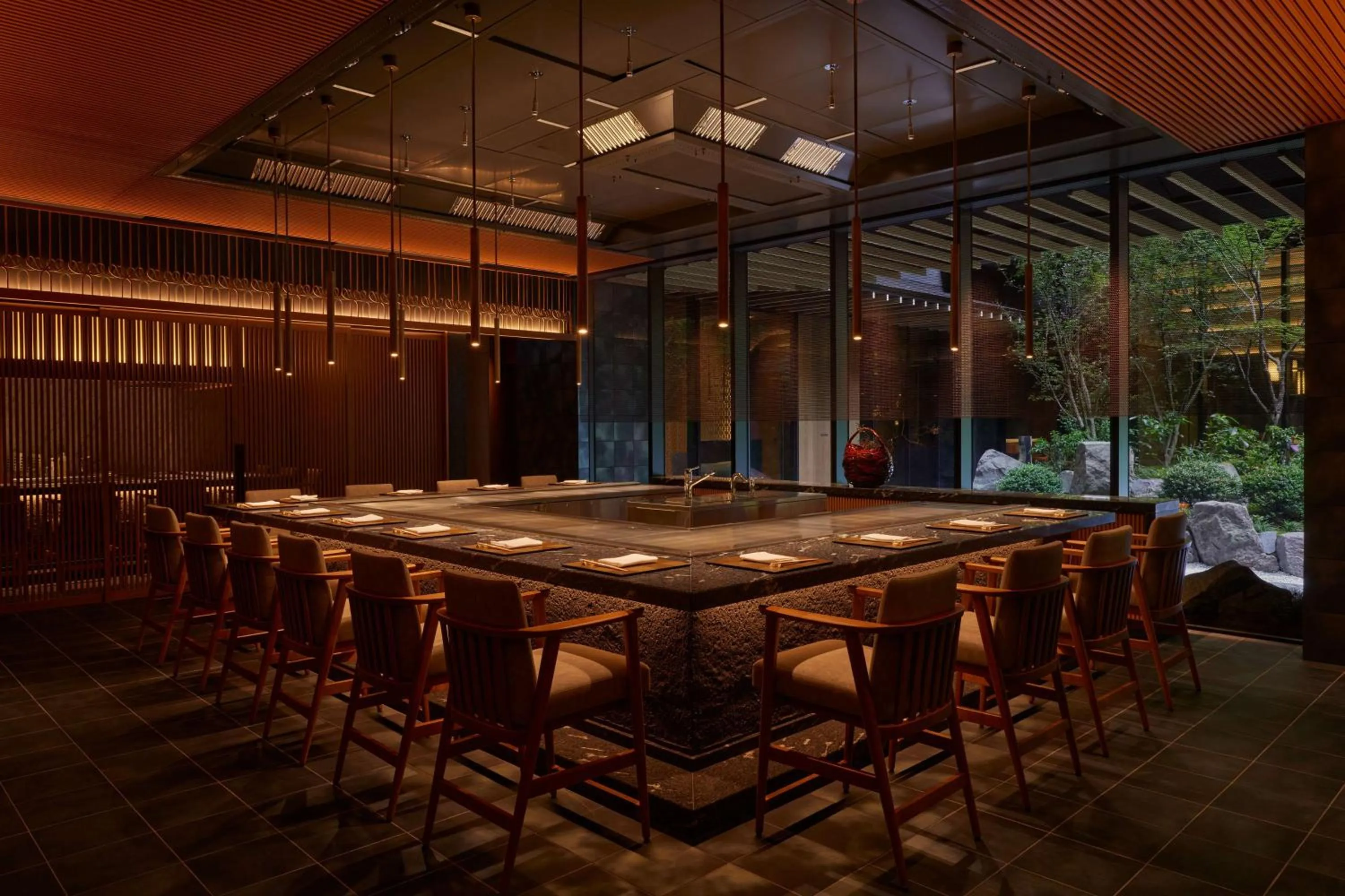 Restaurant/places to eat in Dusit Thani Kyoto