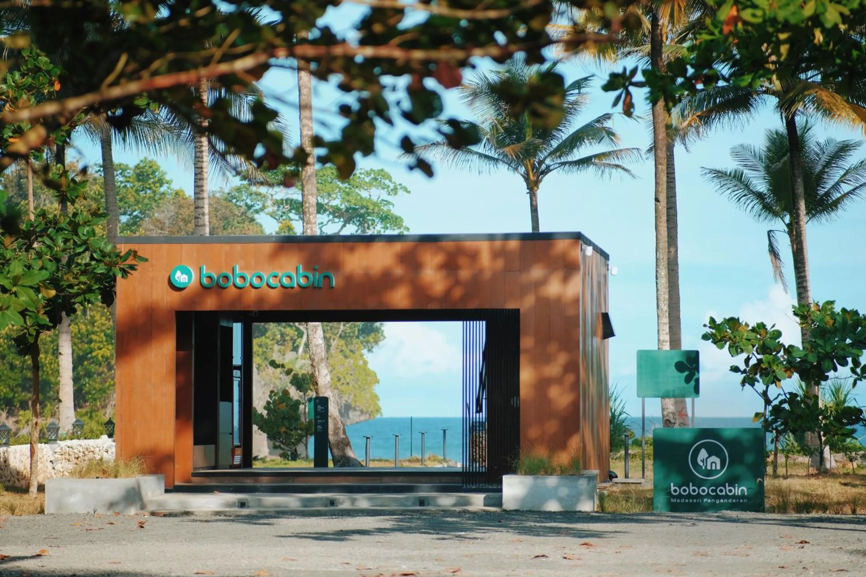 Lobby or reception in Bobocabin Madasari, Pangandaran