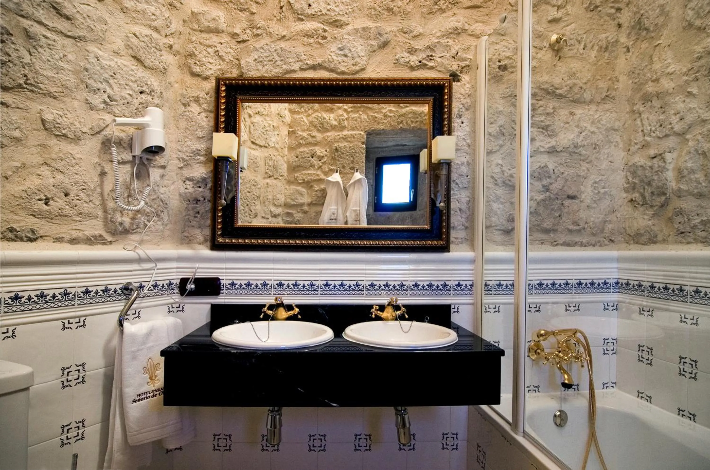 Bathroom in Señorio de Olmillos