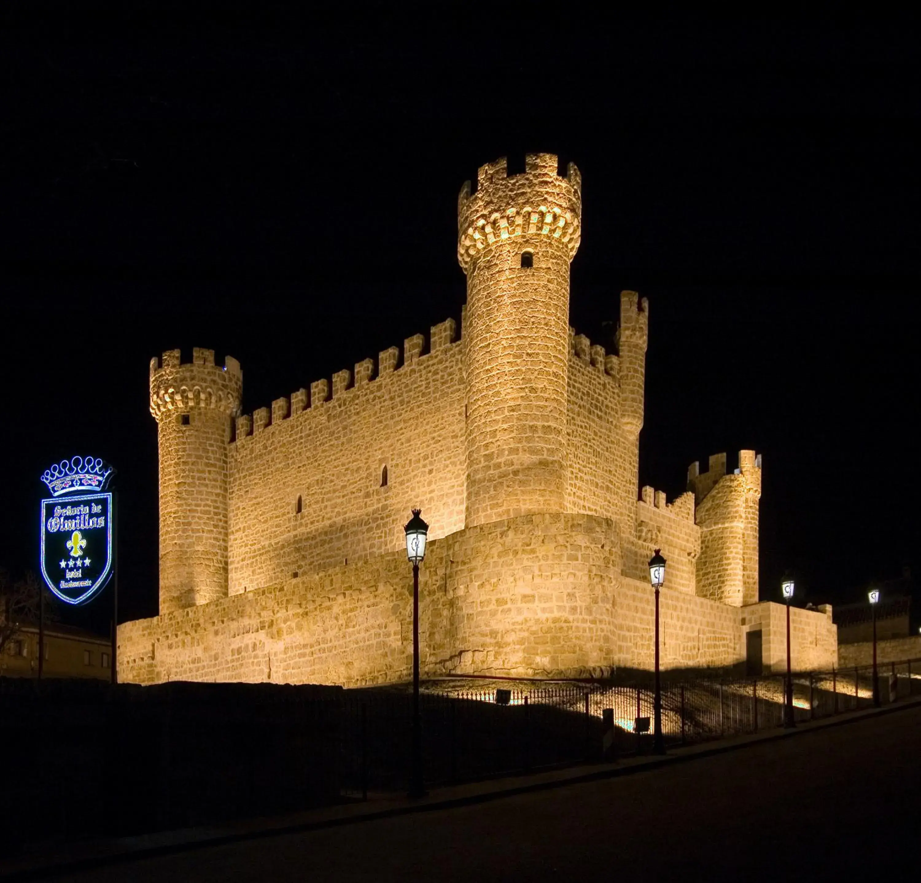 Facade/entrance in Señorio de Olmillos Facade/entrance in Señorio de Olmillos