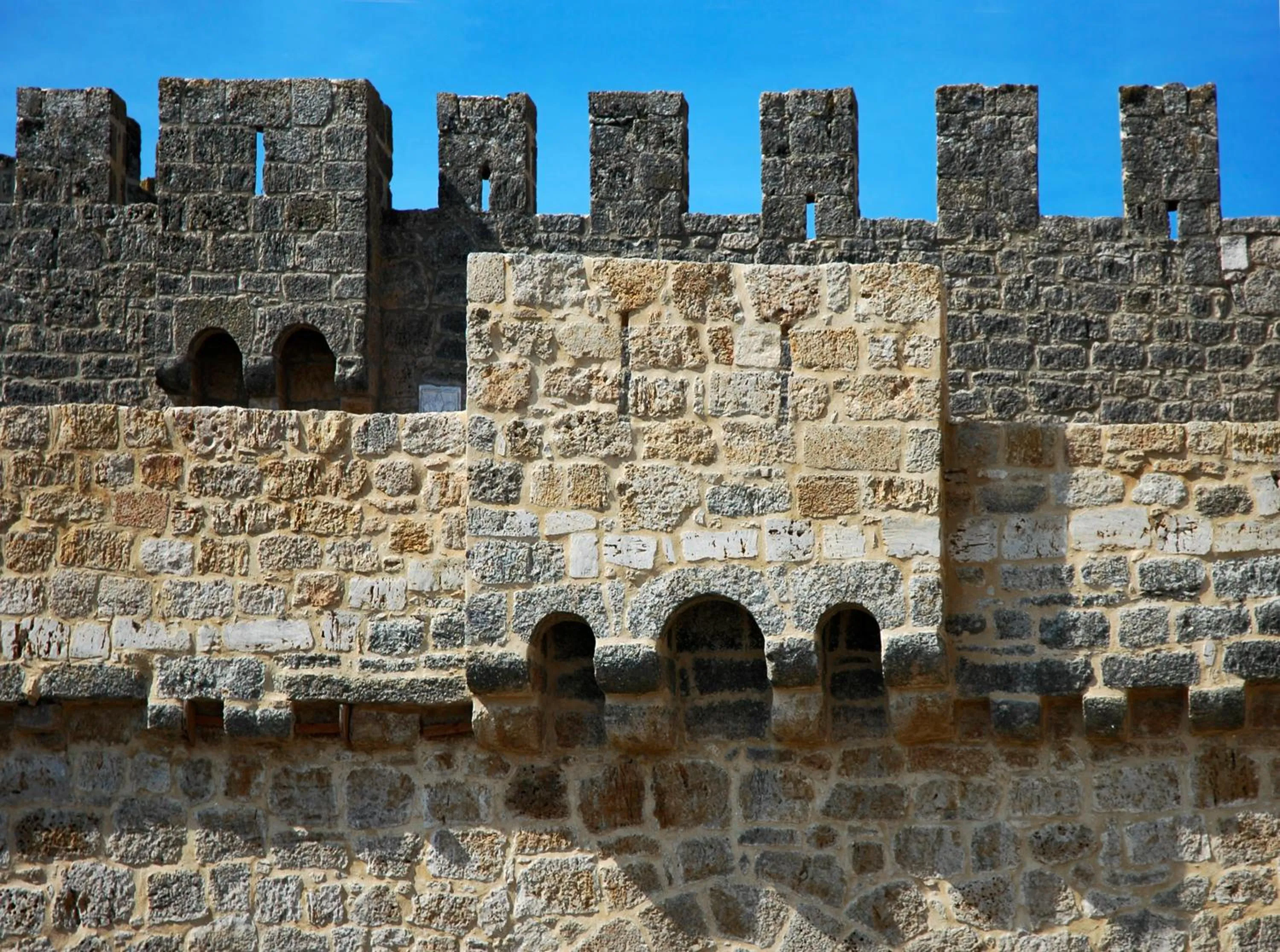 Facade/entrance in Señorio de Olmillos